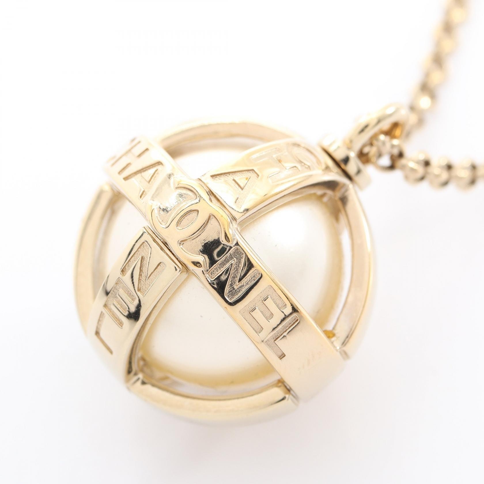 シャネル CHANEL ココマーク オーブ ボール ネックレス ジュエリー GP(ゴールドメッキ) フェイクパール レディース ゴールド系 / ホワイト系 【中古】