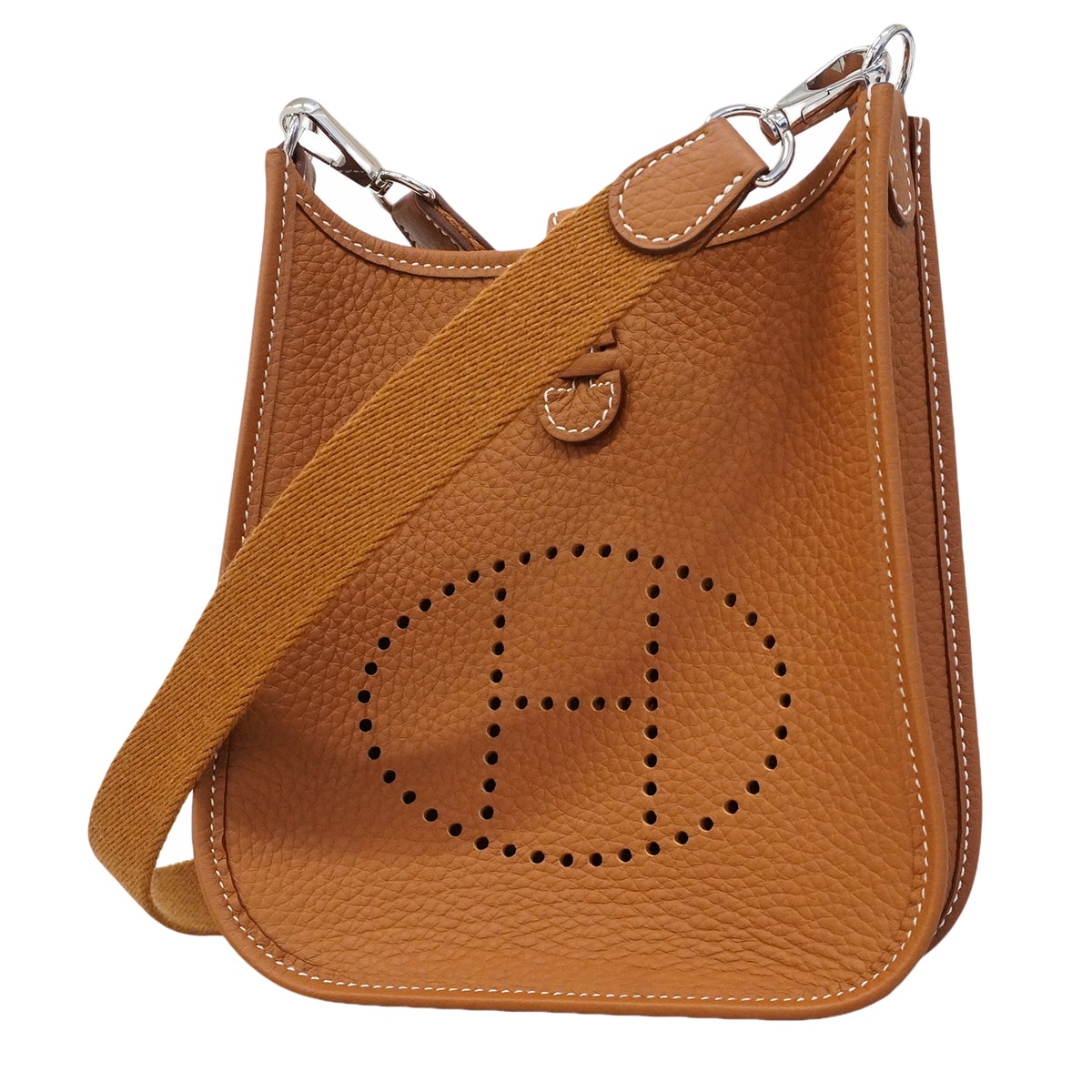【6gd4709】エルメス ショルダーバッグ エヴリンTPM トリヨンクレマンス ゴールド シルバー金具 K刻印【中古】レディース