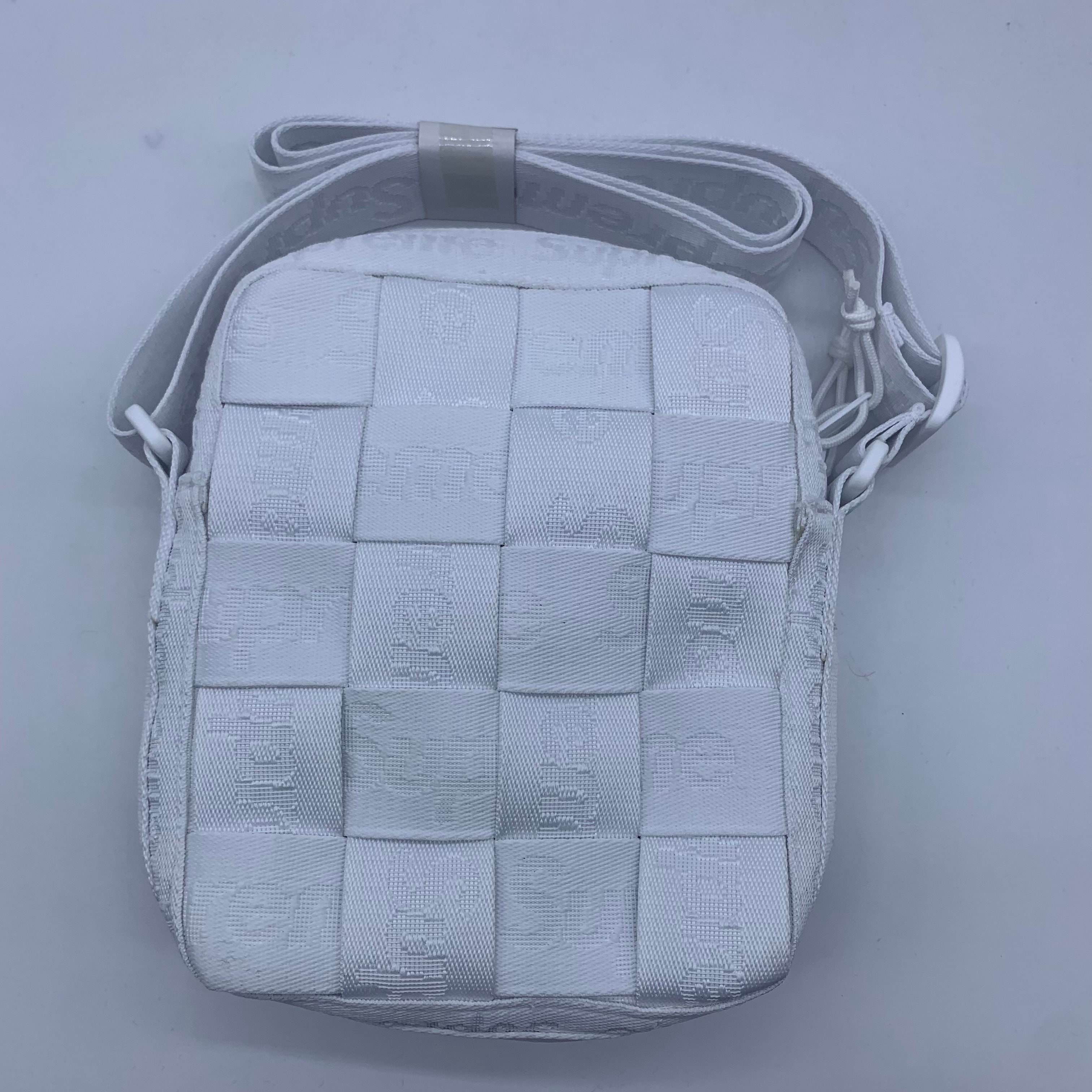Supreme Woven Shoulder Bag "White" (23SS)