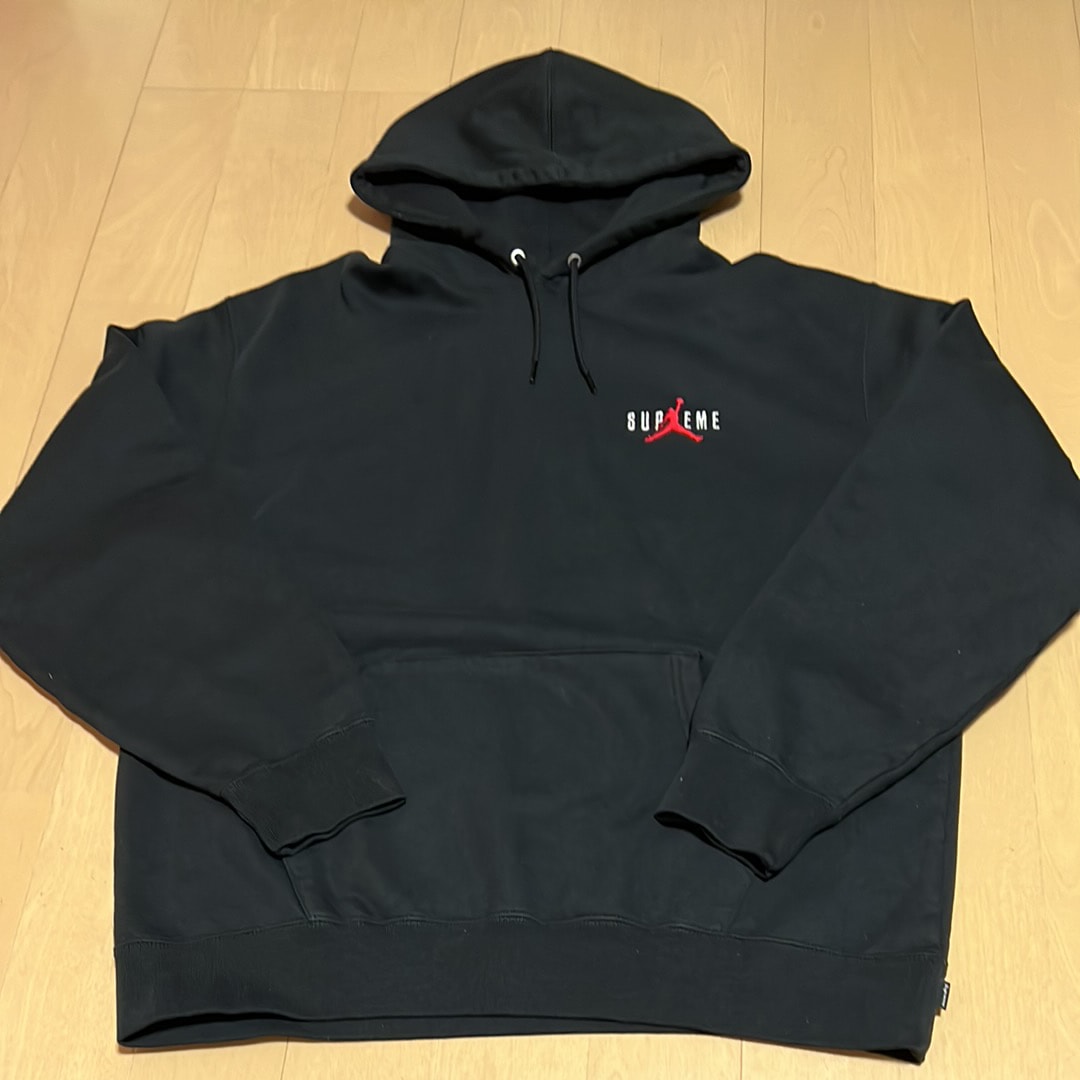 シュプリーム x ジョーダン フーディー スウェットシャツ "ブラック" HF0836-010