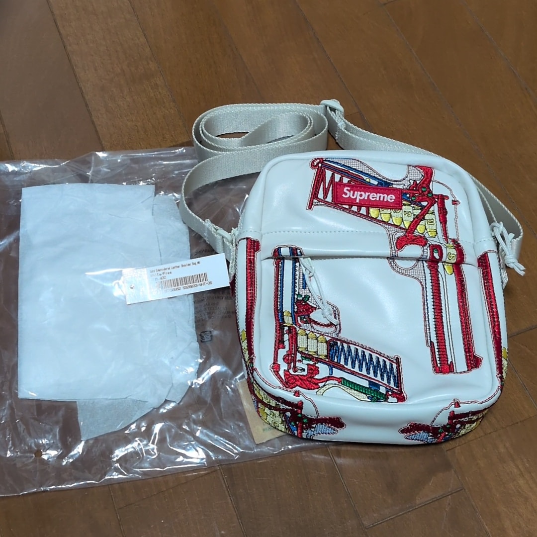 Supreme Guns Embroidered Leather Shoulder Bag "White"