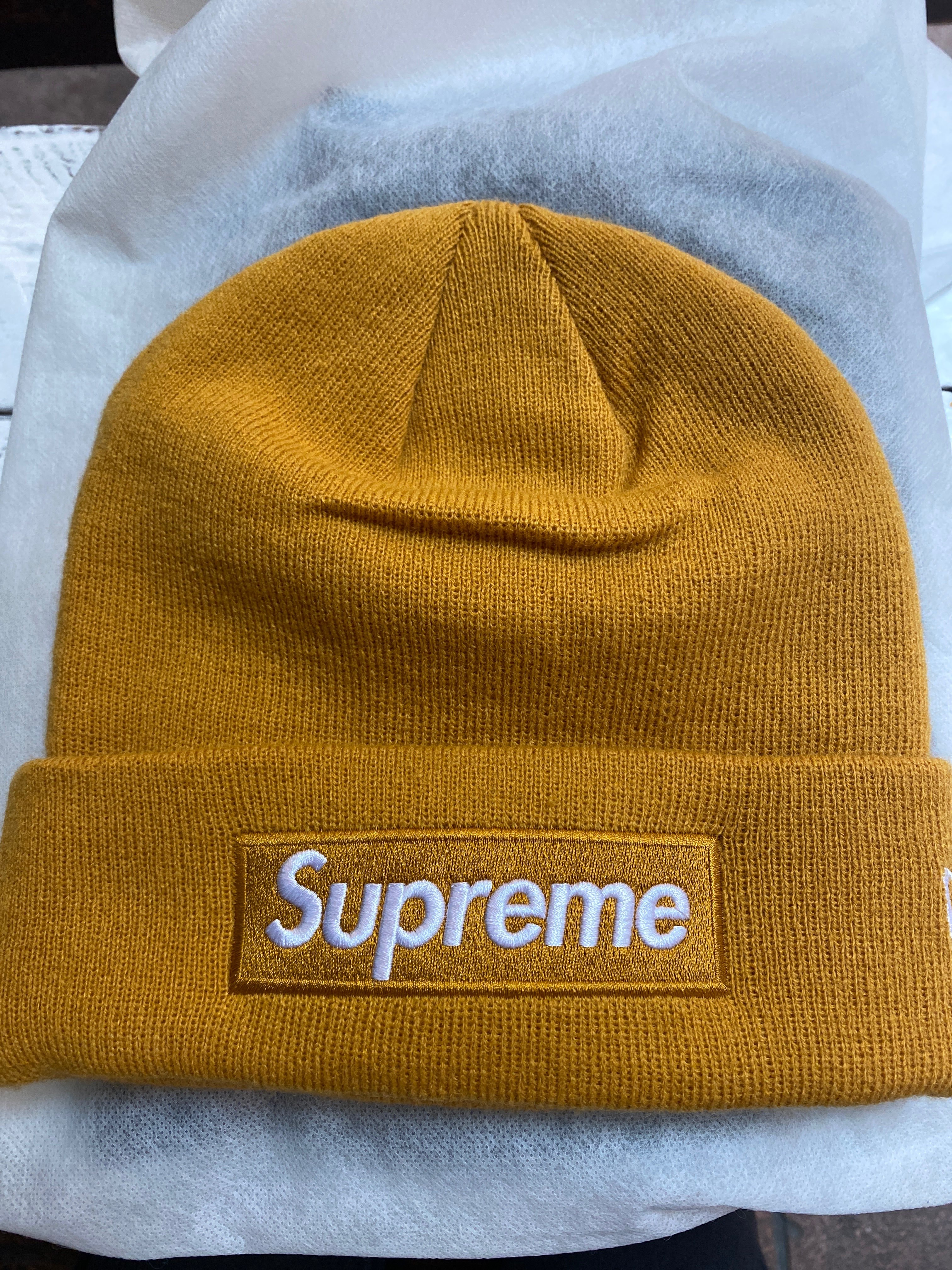 Supreme Box Logo Beanie "Yellow" (18FW)
