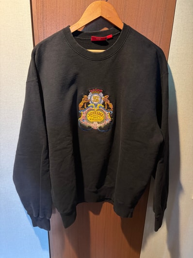 Supreme Crest Crewneck "Black"