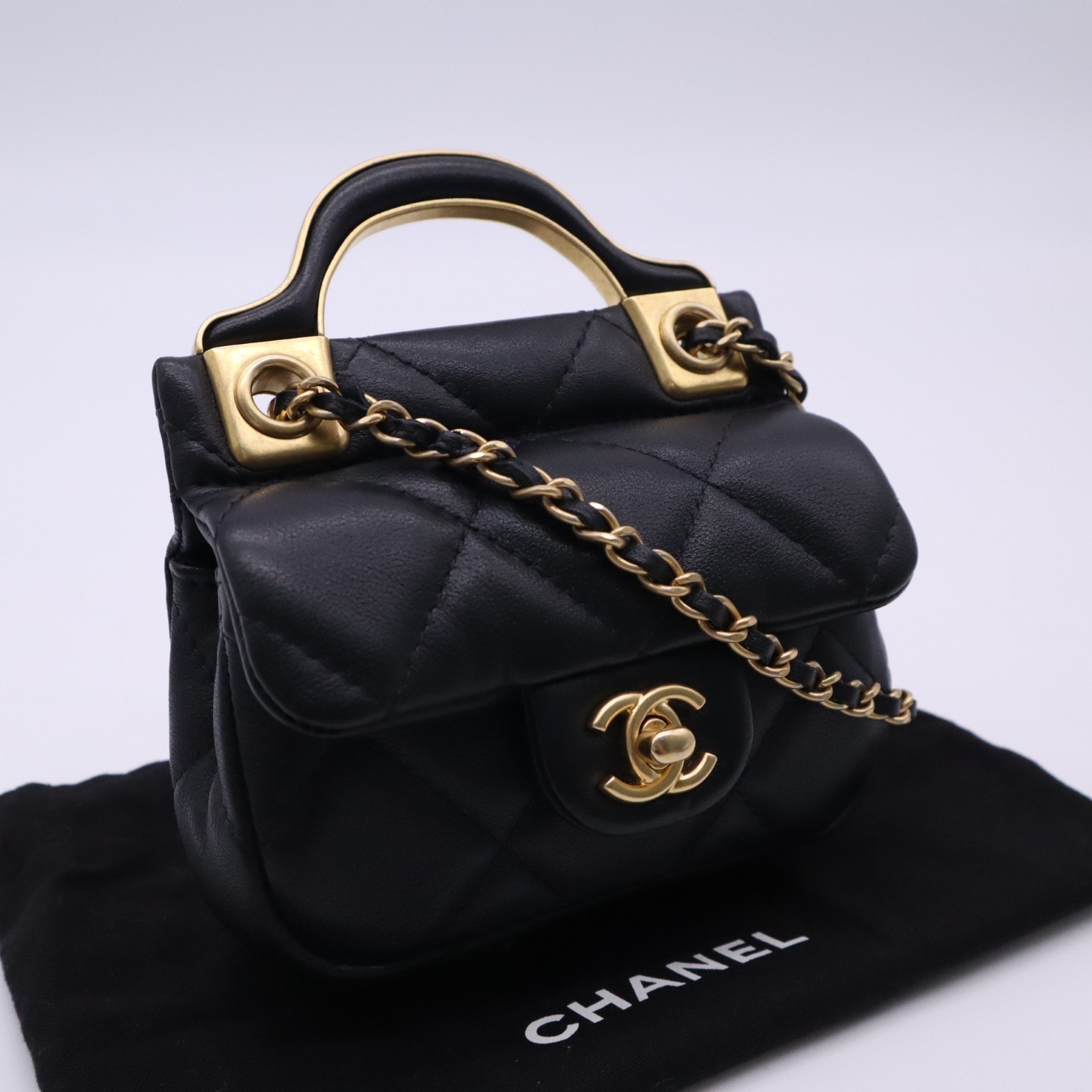 美品 CHANEL シャネル マトラッセ ミニチェーンウォレット AP2271 ショルダーバッグ ブラック ラムスキン レディース