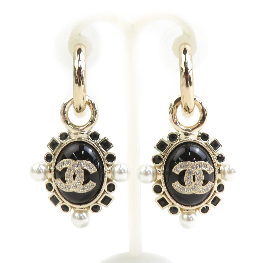 シャネル CHANEL ピアス メタル/フェイクパール ブラック/ホワイト/ゴールド レディース【中古】 56942a
