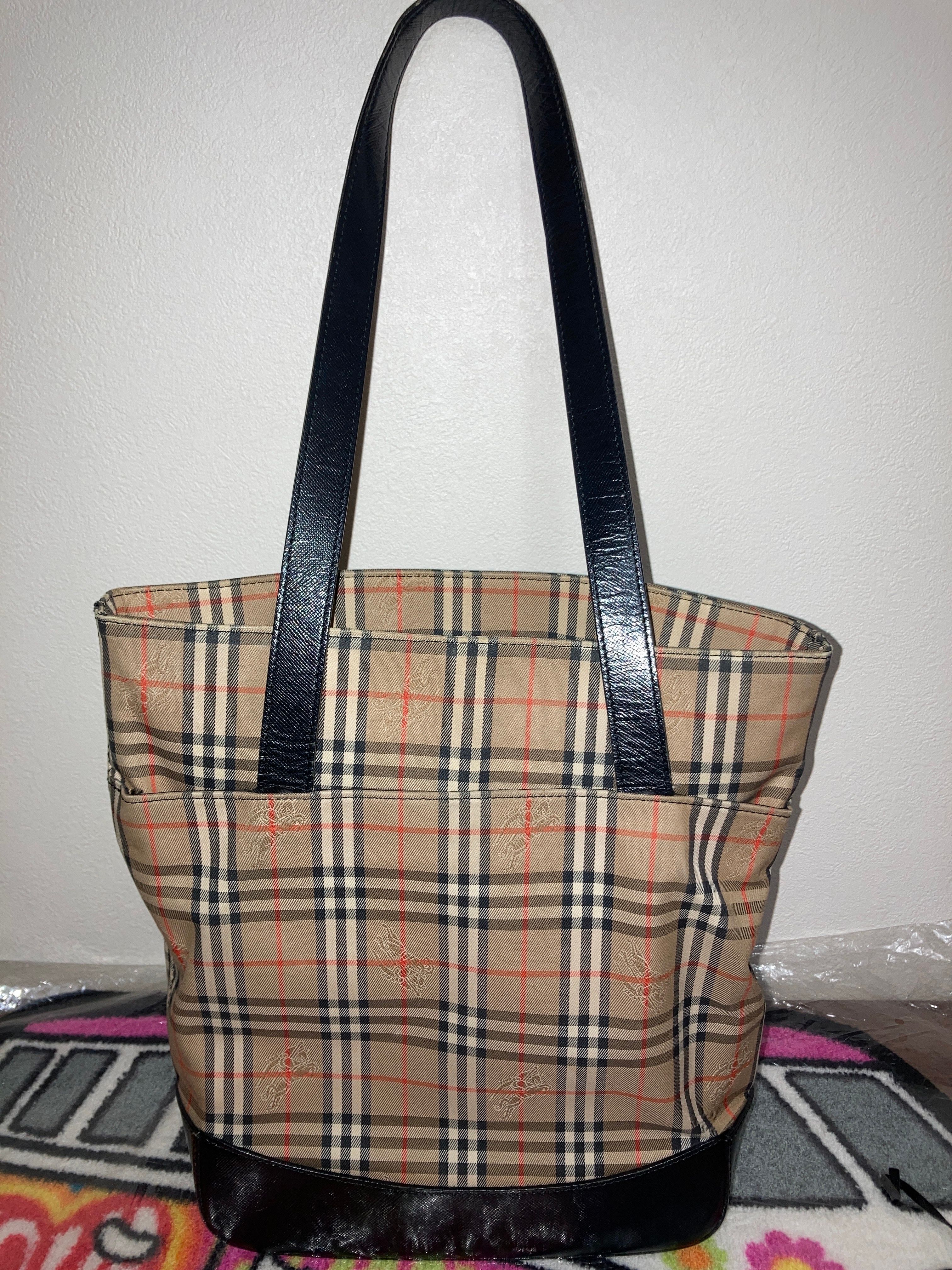 Burberry トートバッグ