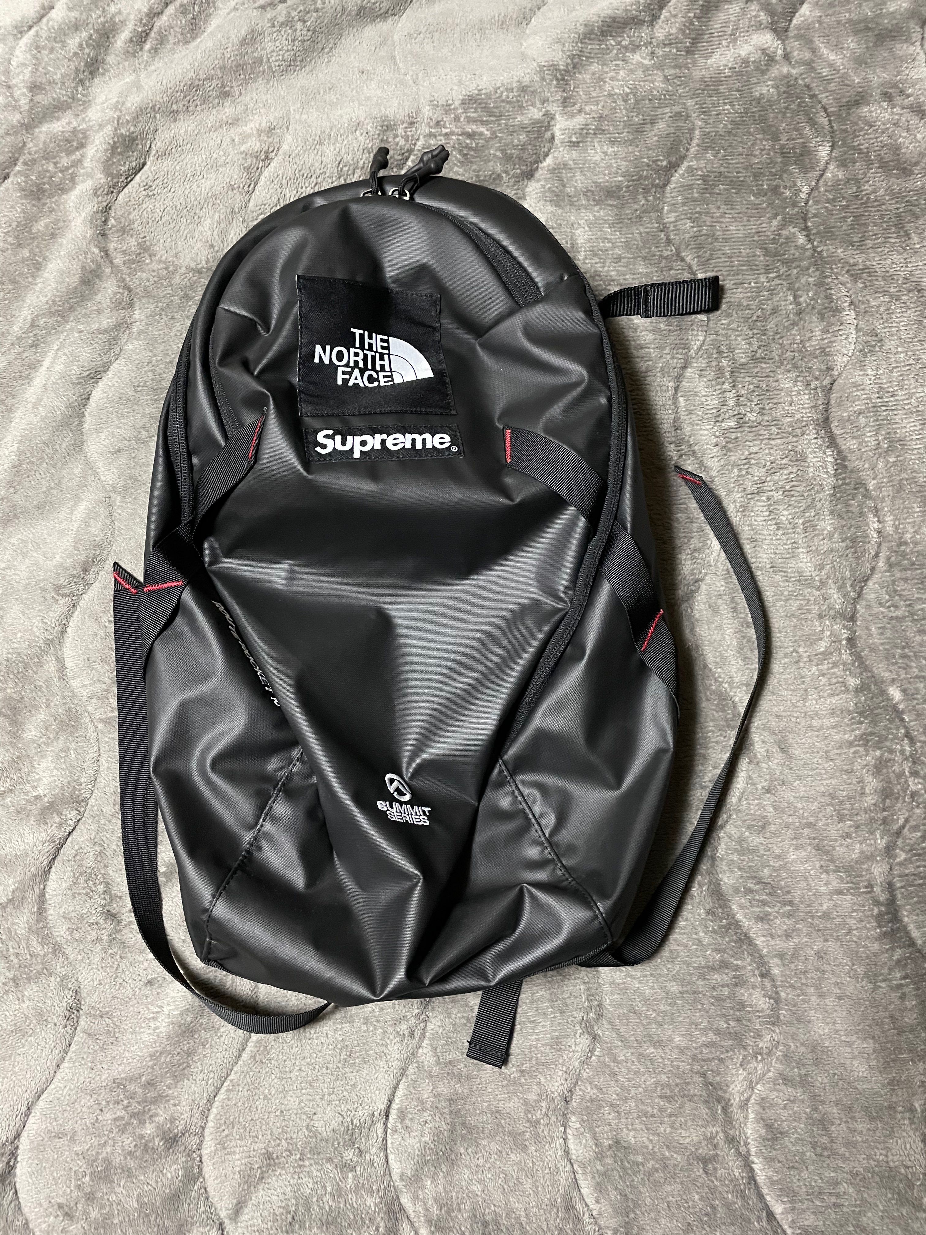 Supreme x The North Face Summit Series Outer Tape Seam Route Rocket Backpack "Black"