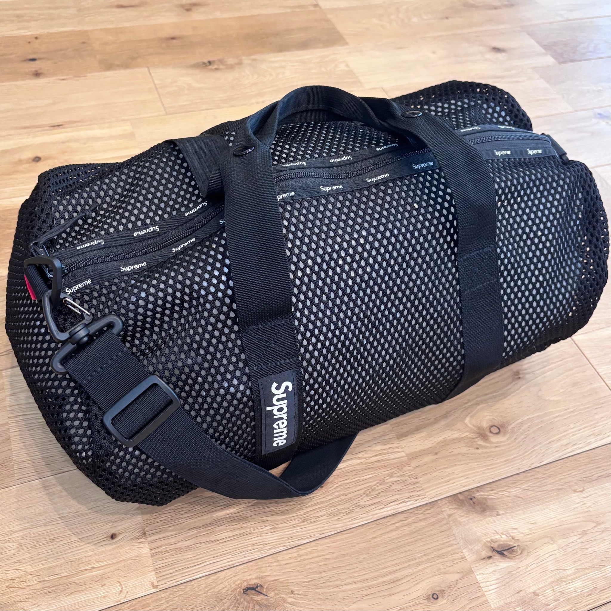 Supreme Mesh Duffle Bag "Black"