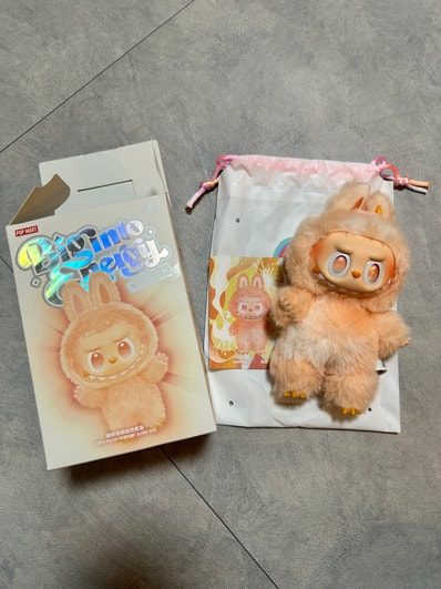 POP MART THE MONSTERS (LABUBU) Big into Energy Series Plush Pendant HAPPINESS