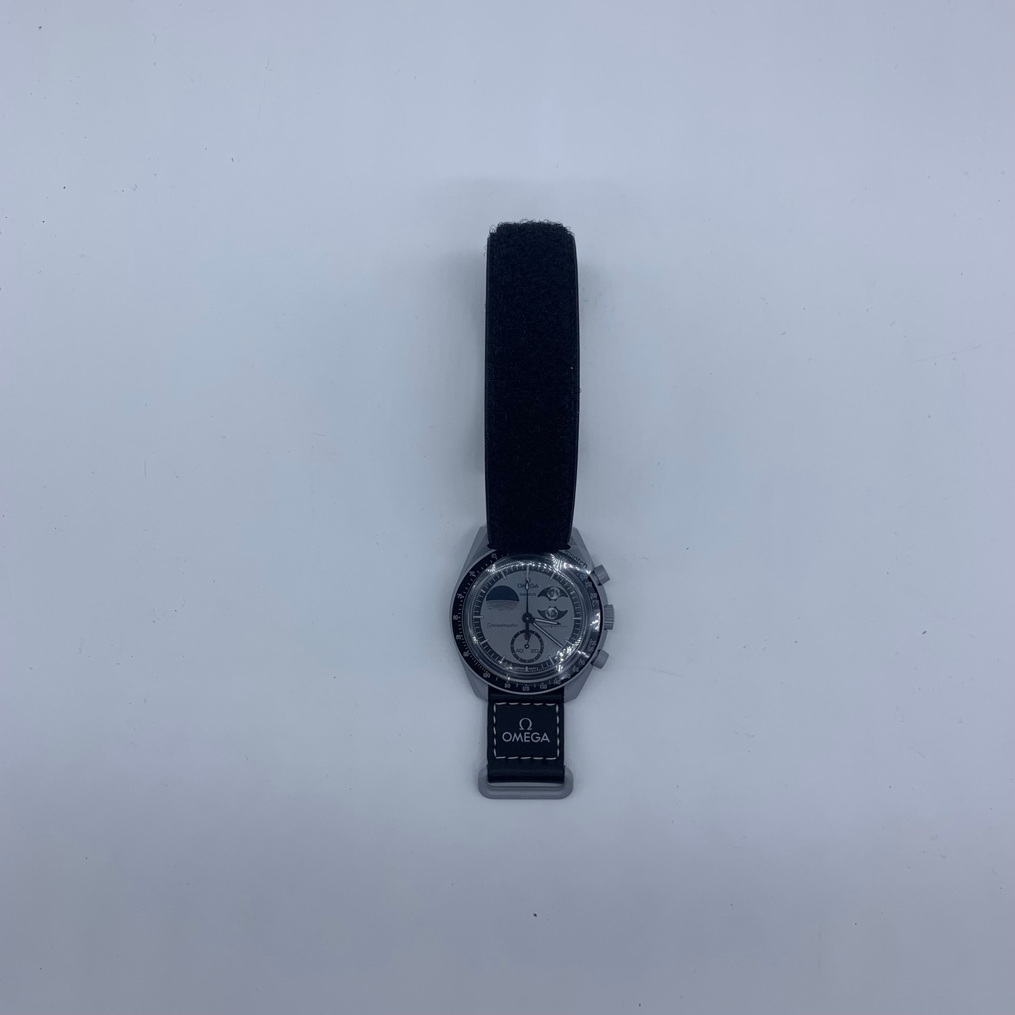 OMEGA × Swatch BIOCERAMIC MoonSwatch "Mission to Earthphase" SO33M700