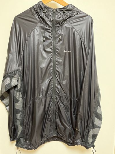 Supreme Ripstop Hooded Windshell "Black"
