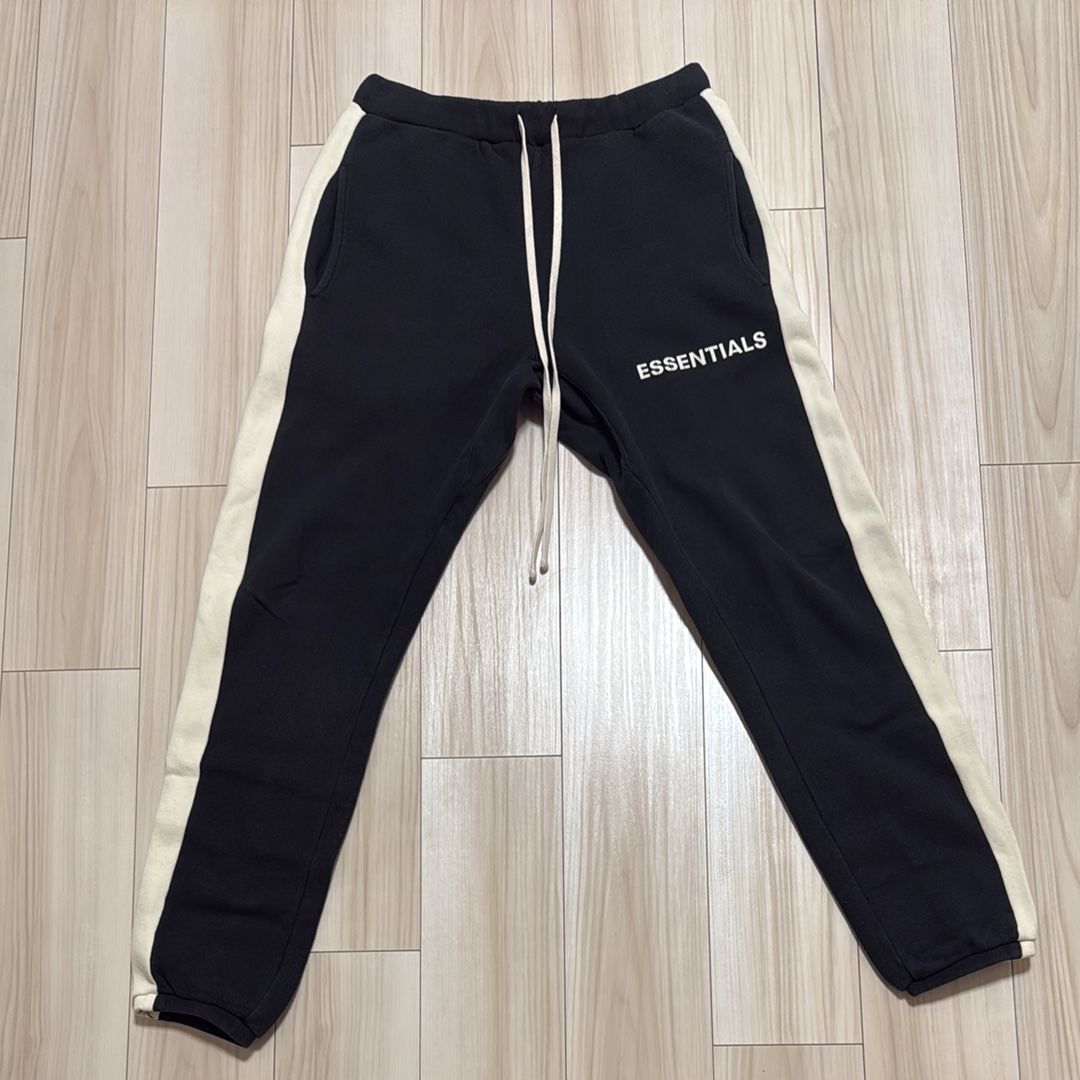 FEAR OF GOD Essentials Side Stripe Sweatpants "Black"