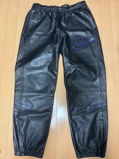 Supreme / Nike® Leather Warm Up Pant "Black" CK6220-010