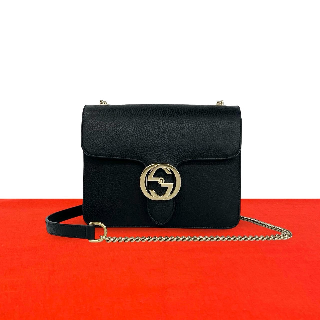 GUCCI グッチ インターロッキングG 金具 レザー ショルダーバッグ ブラック
33634