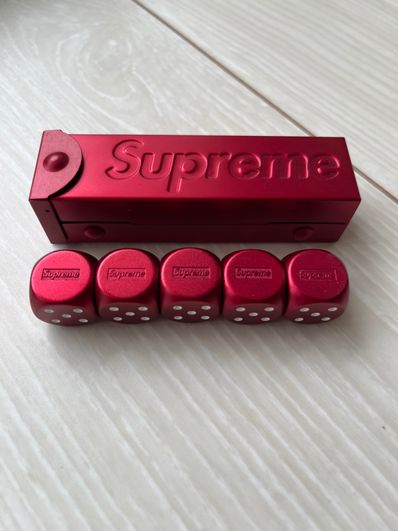 Supreme Aluminum Dice Set "Red"