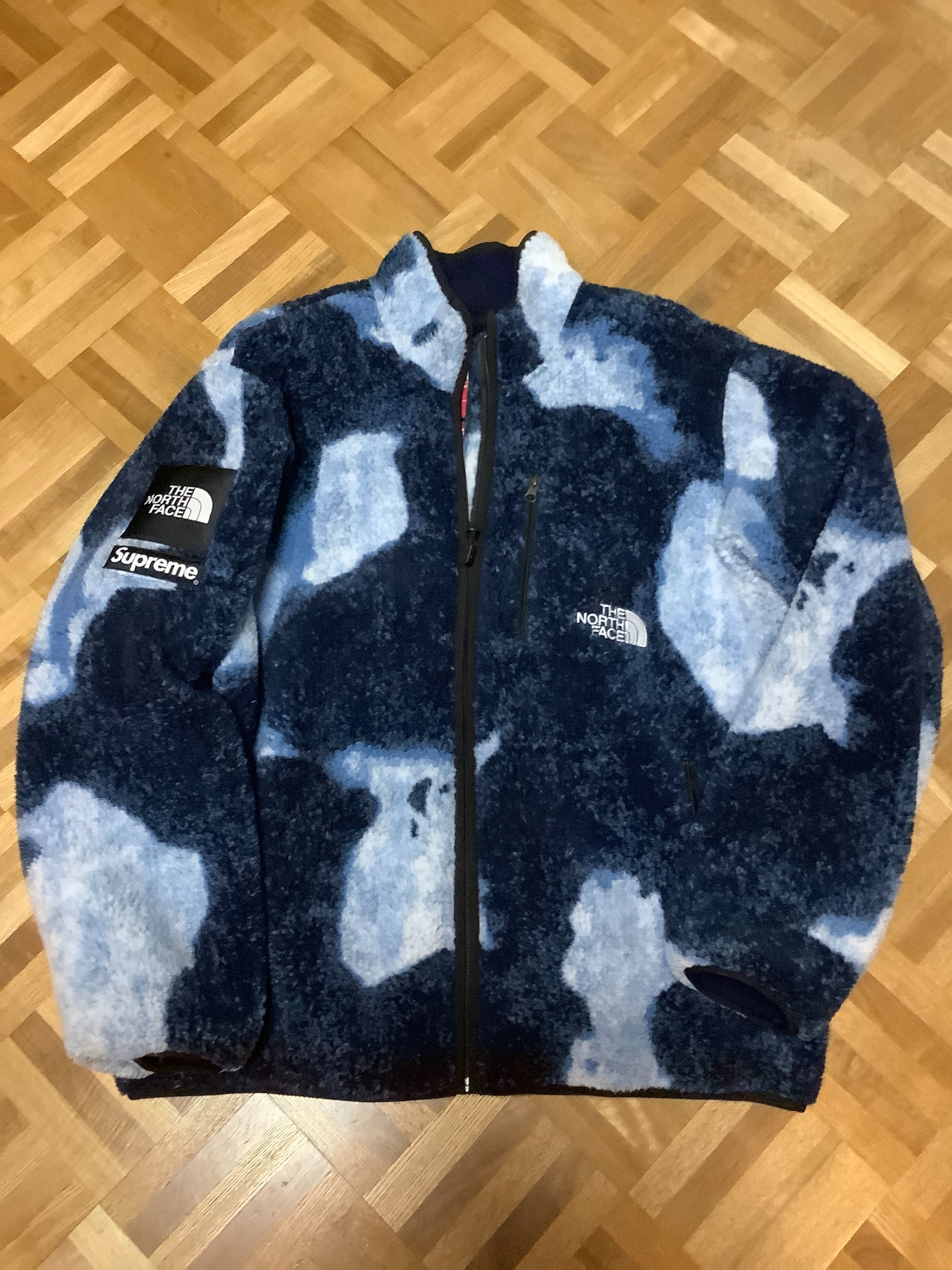 Supreme x The North Face Bleached Denim Print Fleece Jacket "Indigo"