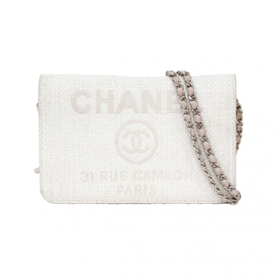 シャネル チェーンウォレットドーヴィルショルダーバッグ レディース