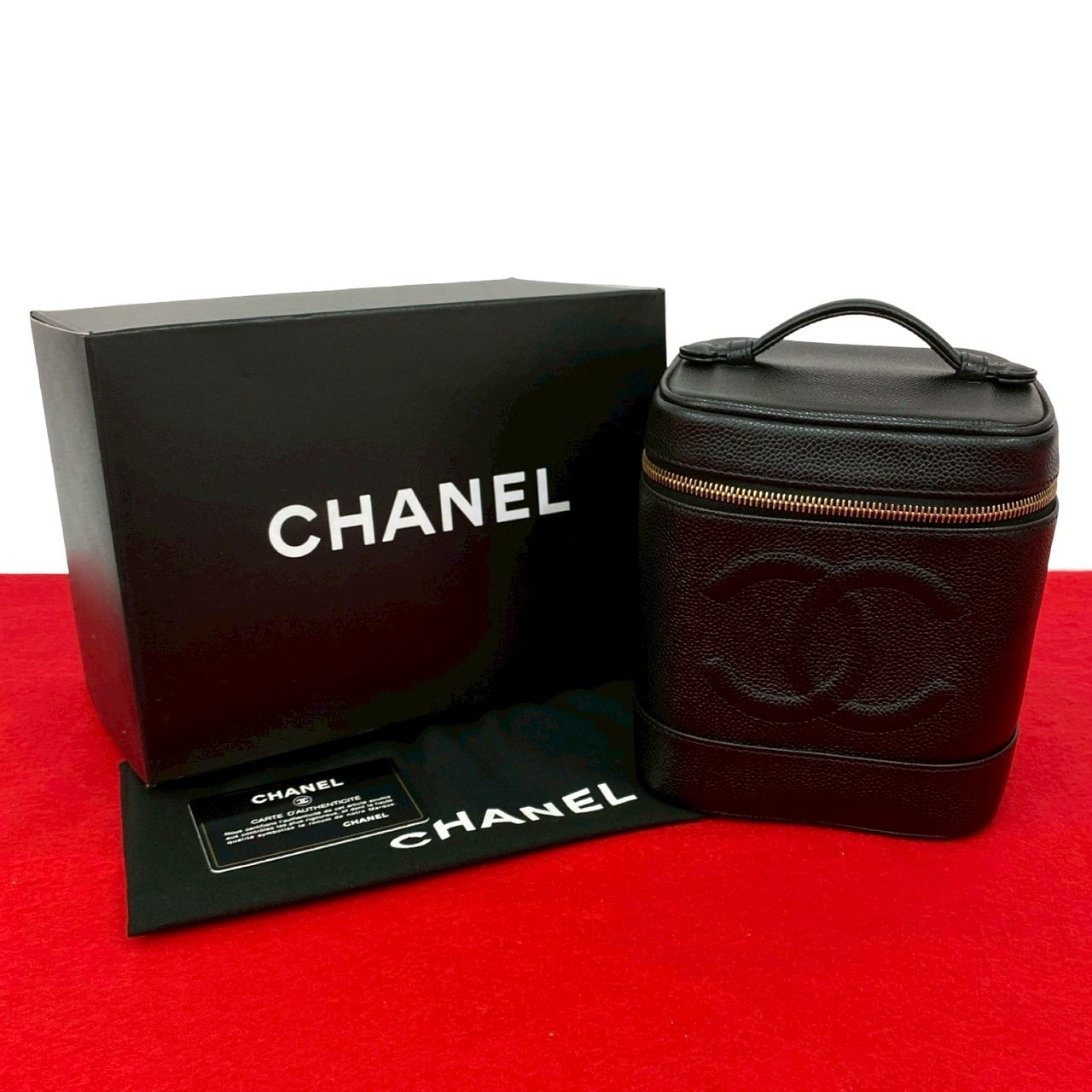 CHANEL シャネル ココマーク マットキャビアスキン ハンドバッグ ブラック
 86709