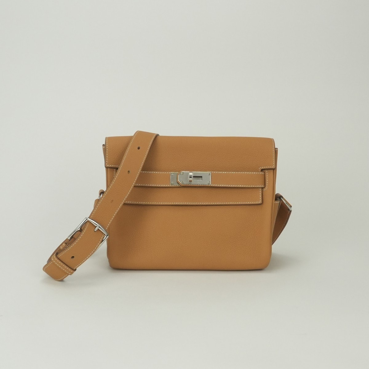 エルメス HERMES ケリーメッセンジャーPM ケリーメッセンジャー PM バッグ ショルダーバッグ トゴ ナチュラルサブレ Naturalsable ベージュ beige シルバー金具