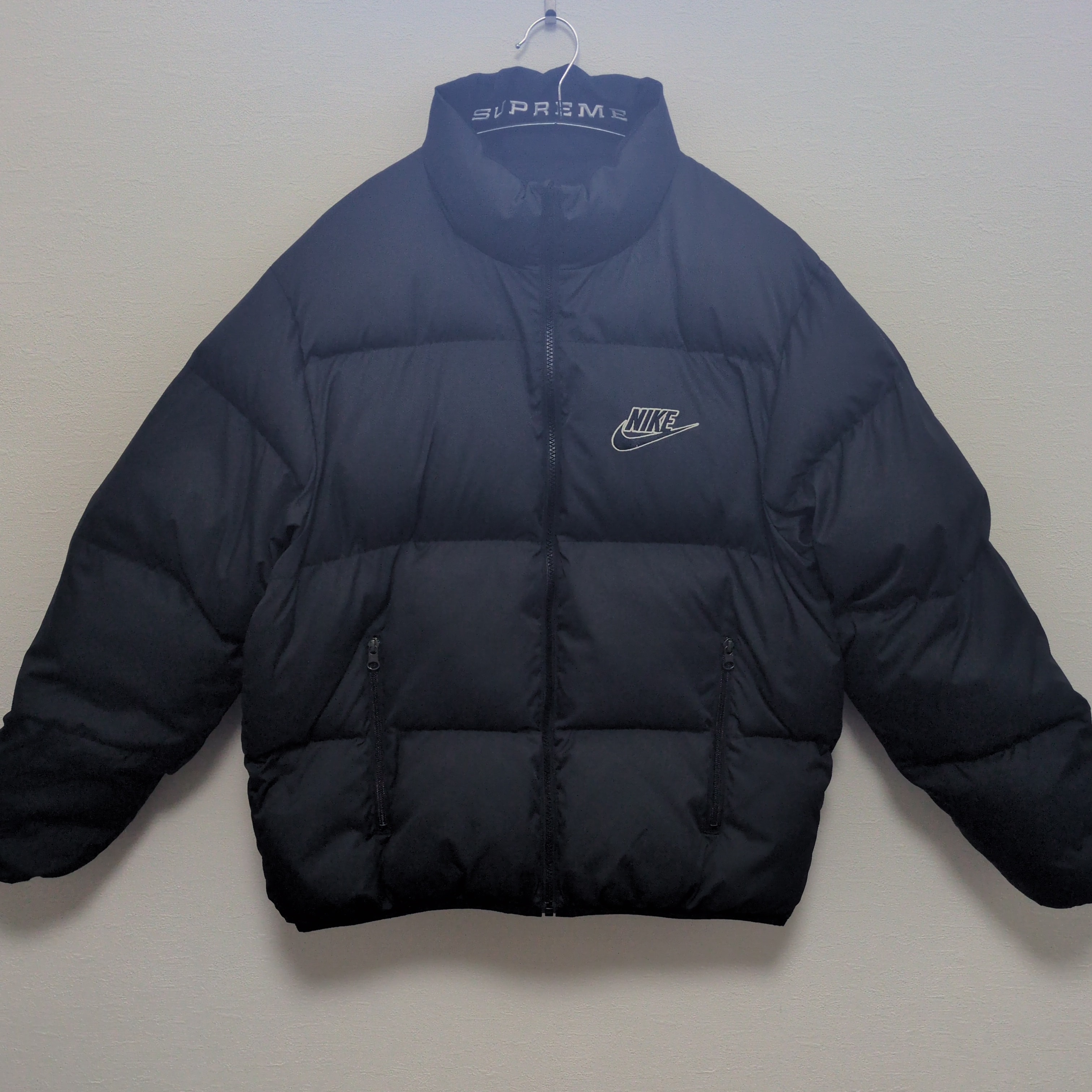 Supreme / Nike® Reversible Puffy Jacket "Black"