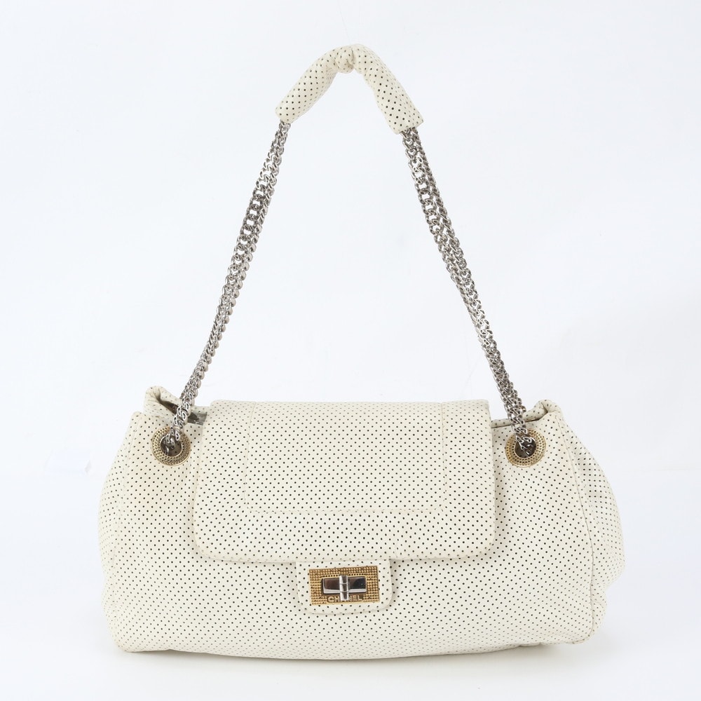 ■美品 シャネル 2.55 パンチング チェーンショルダーバッグ