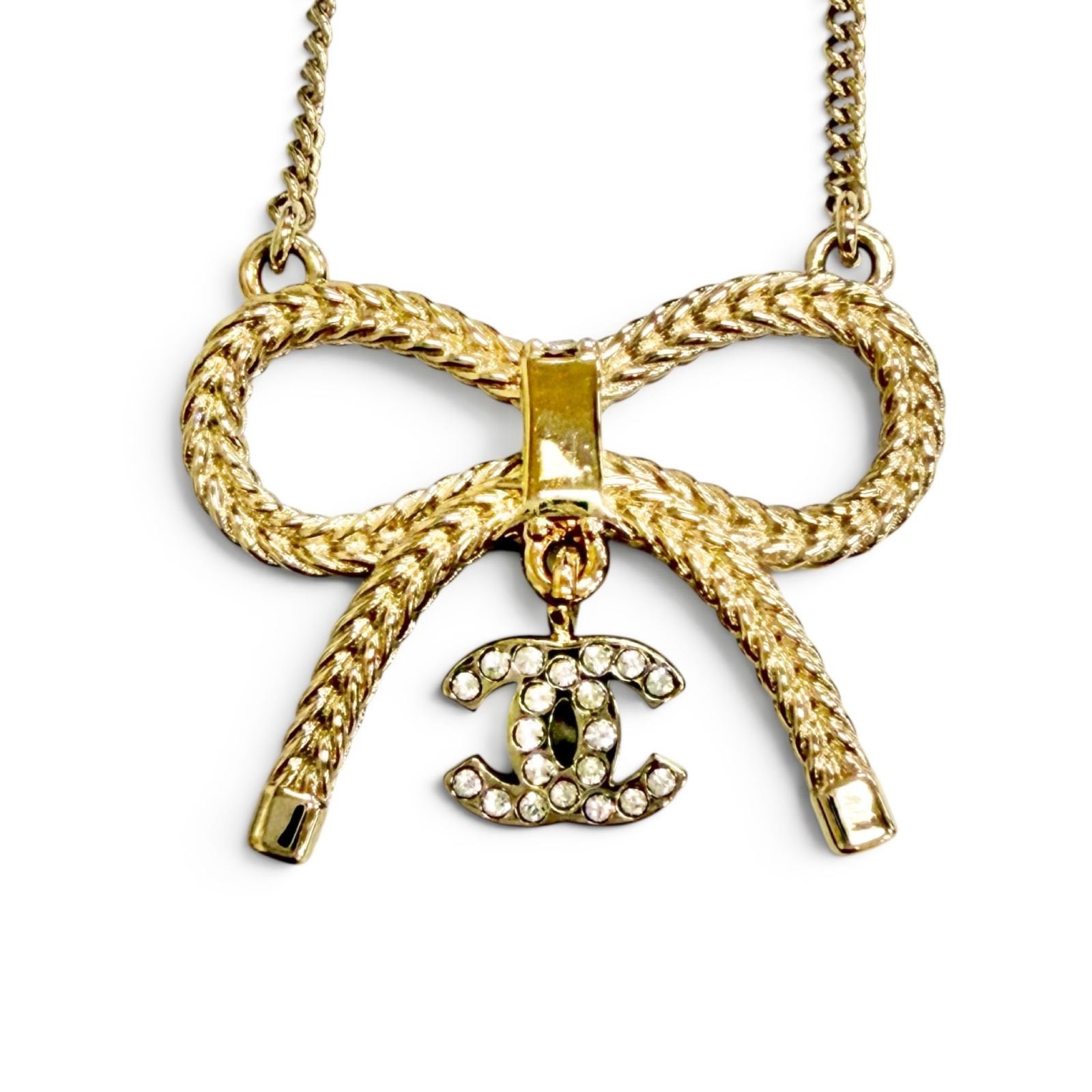 極美品 シャネル ココマークラインストーン リボン ネックレス B24K