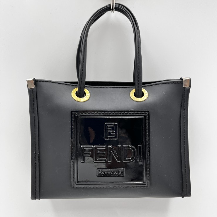 FENDI(フェンディ)ファズオーロ ミニトートバッグ ハンドバッグ ブラック ラバー調 ゴールド金具 レディース【中古】