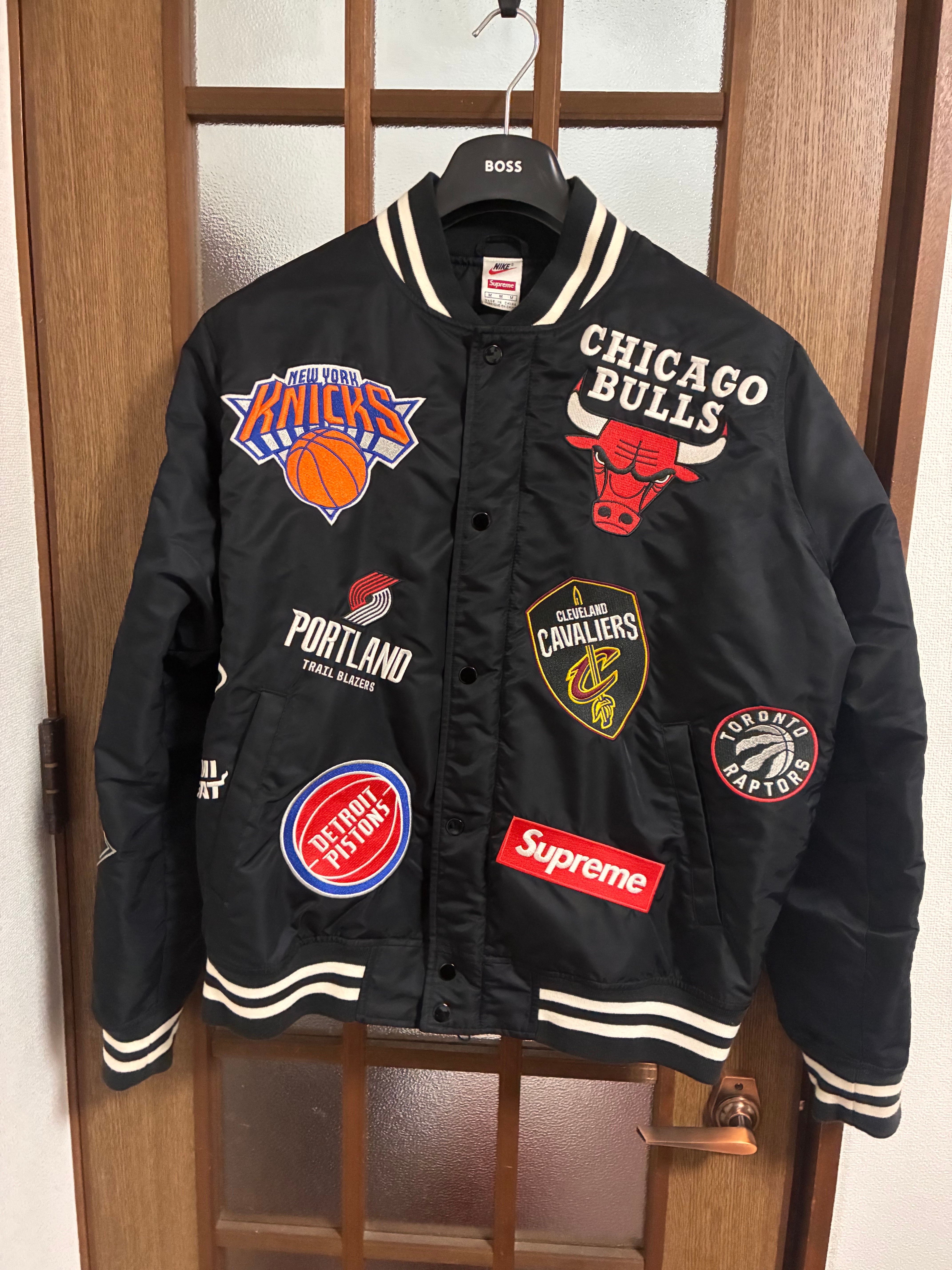 Supreme / Nike®/NBA Teams Warm-Up Jacket "Black"