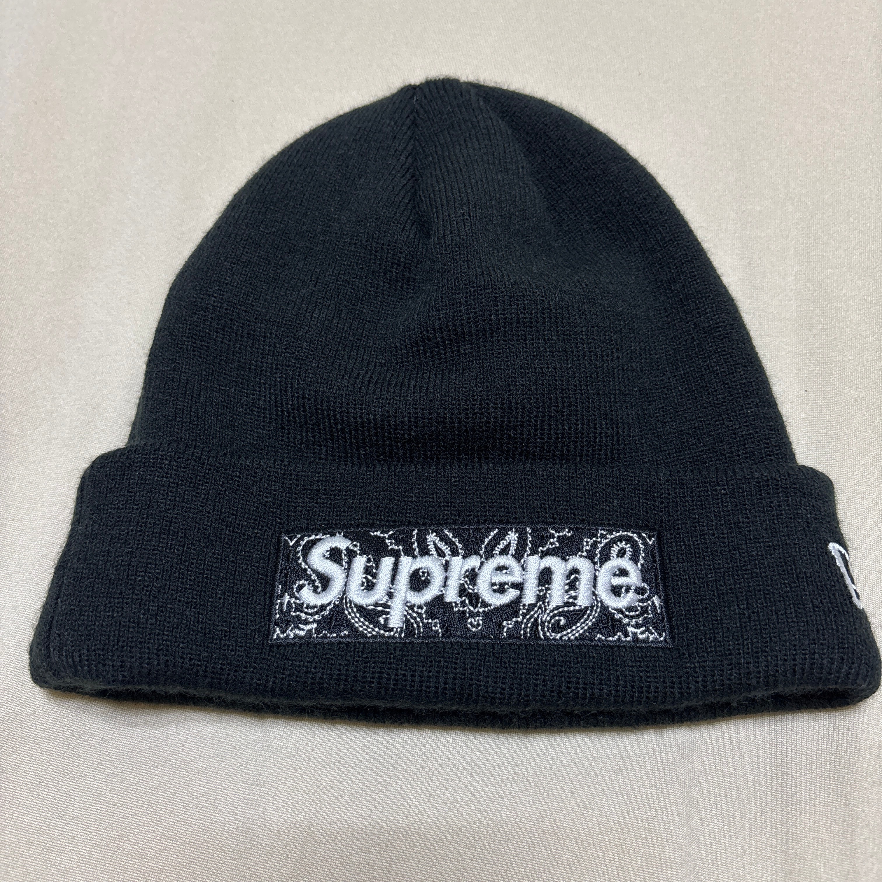 Supreme New Era® Box Logo Beanie "Black"