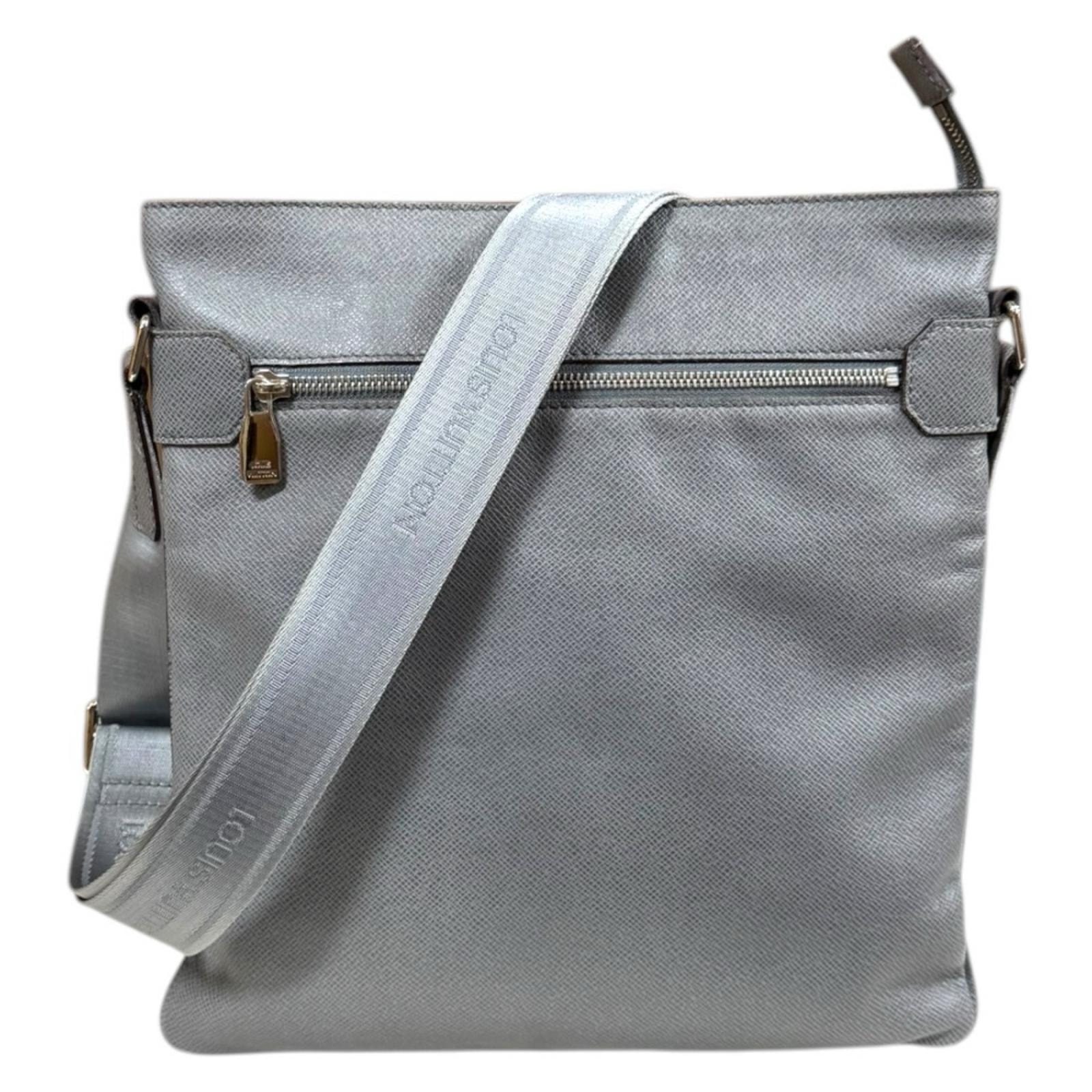 ルイヴィトン サシャ タイガ ショルダーバッグ タイガレザー M32630 グレー メンズ LOUIS VUITTON 中古