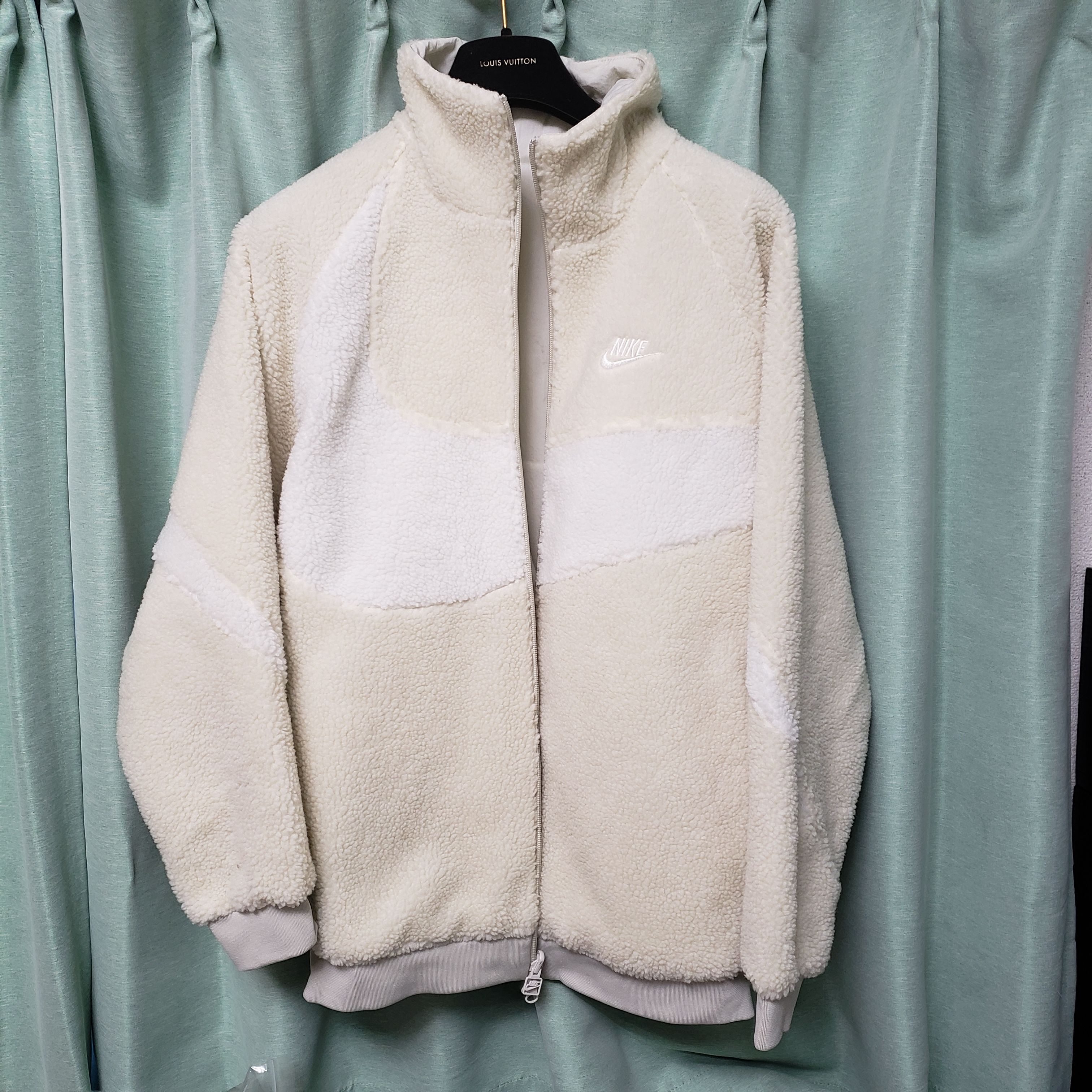 Nike Big Swoosh Boa Jacket "Light Bone/Sail"
