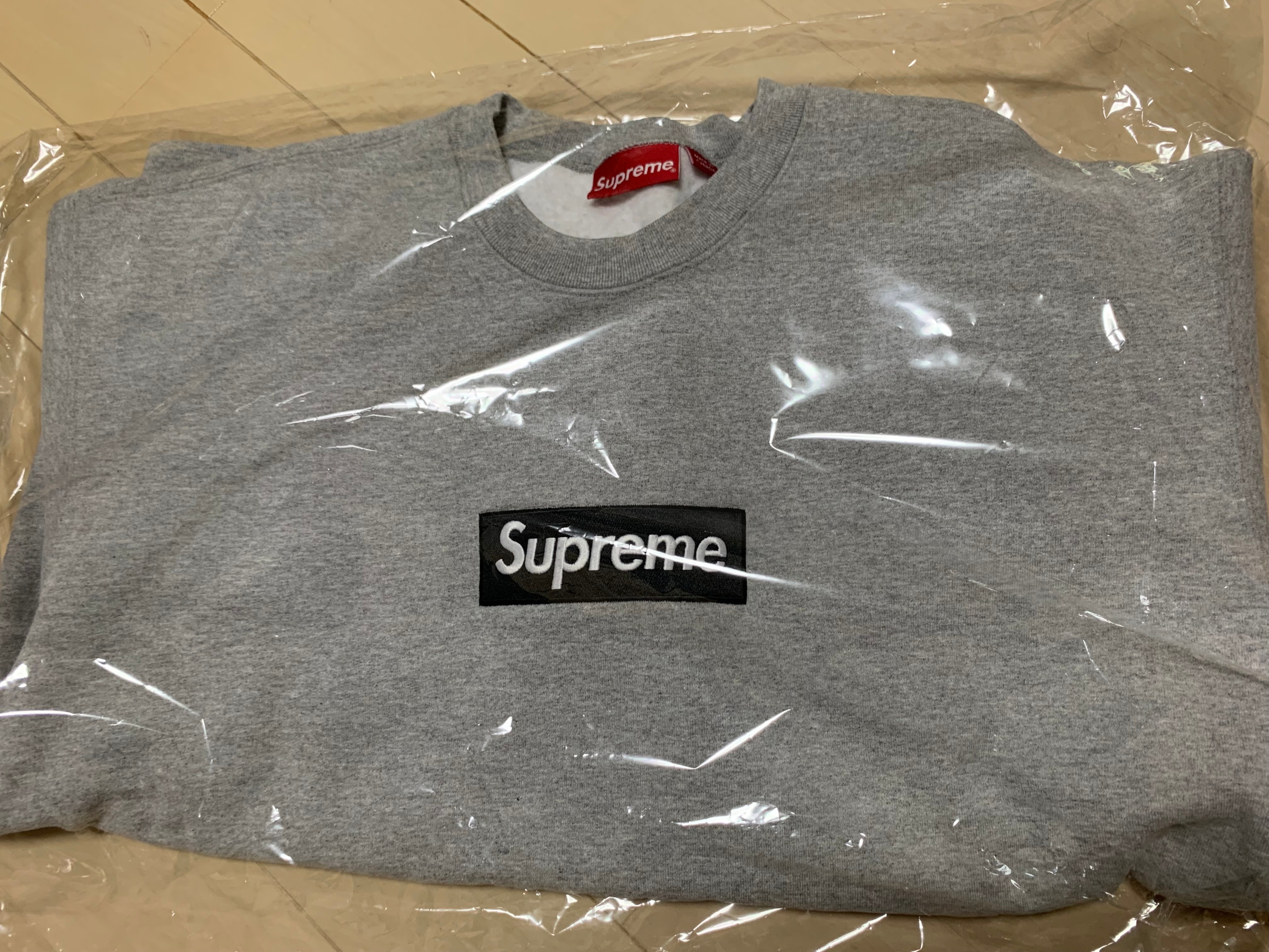 Supreme Box Logo Crewneck "Heather Grey" (22FW)