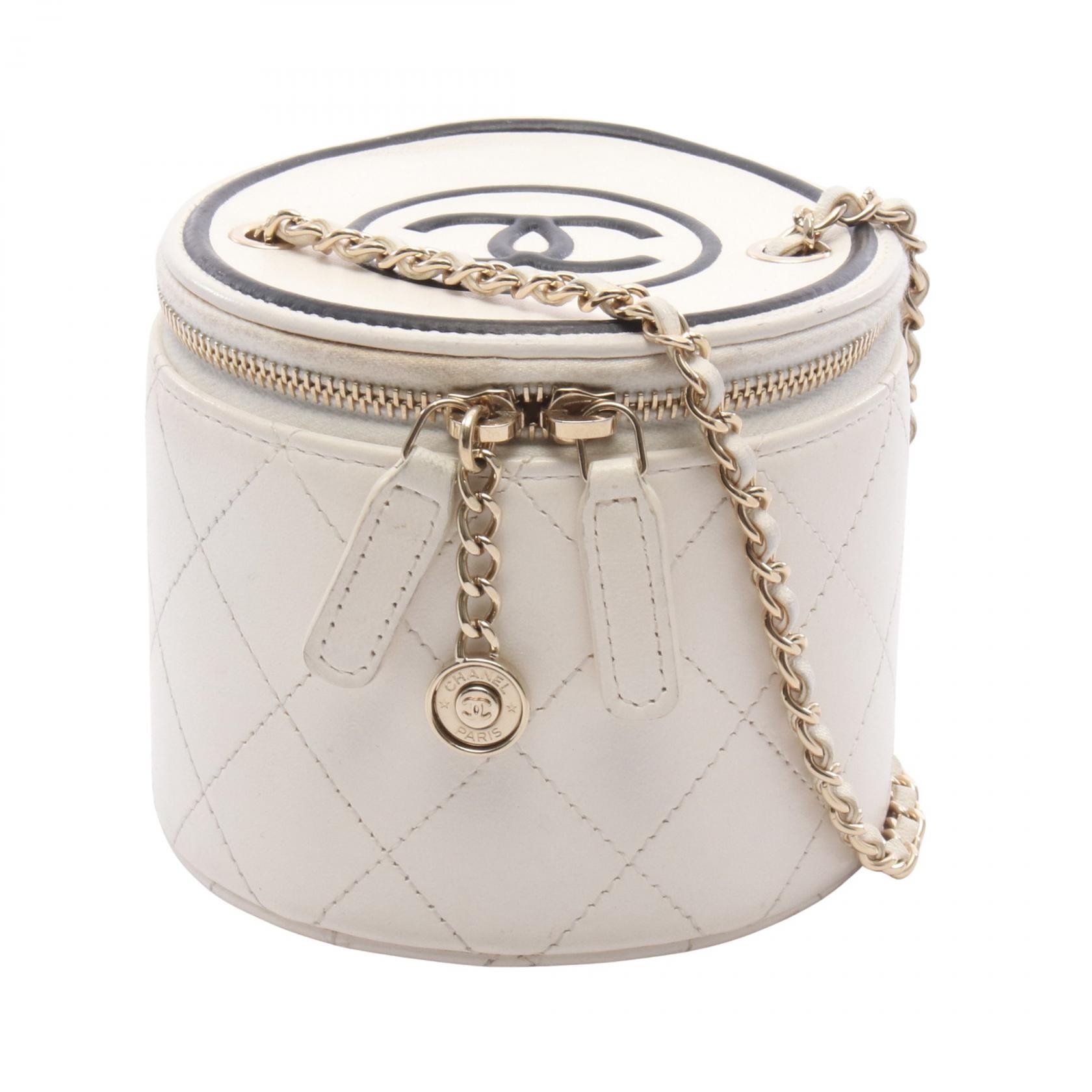 シャネル CHANEL マトラッセ ココマーク スモール バニティ ショルダーバッグ バッグ レザー レディース ホワイト系 / ブラック系 【中古】