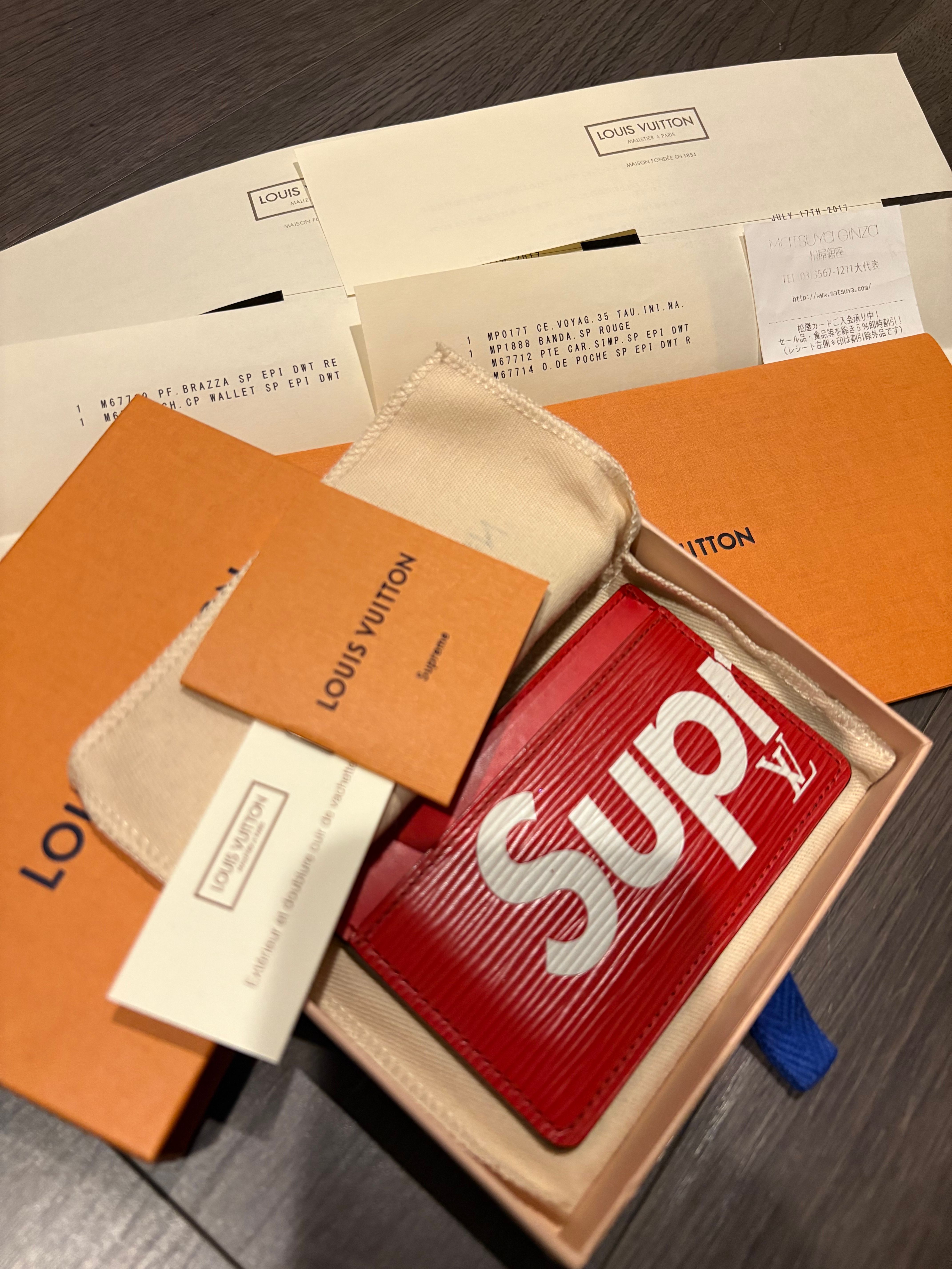 Supreme / Louis Vuitton Porte Carte Simple "Red"