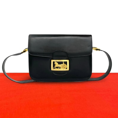 CELINE セリーヌ 馬車金具 レザー ショルダーバッグ ブラック
97374