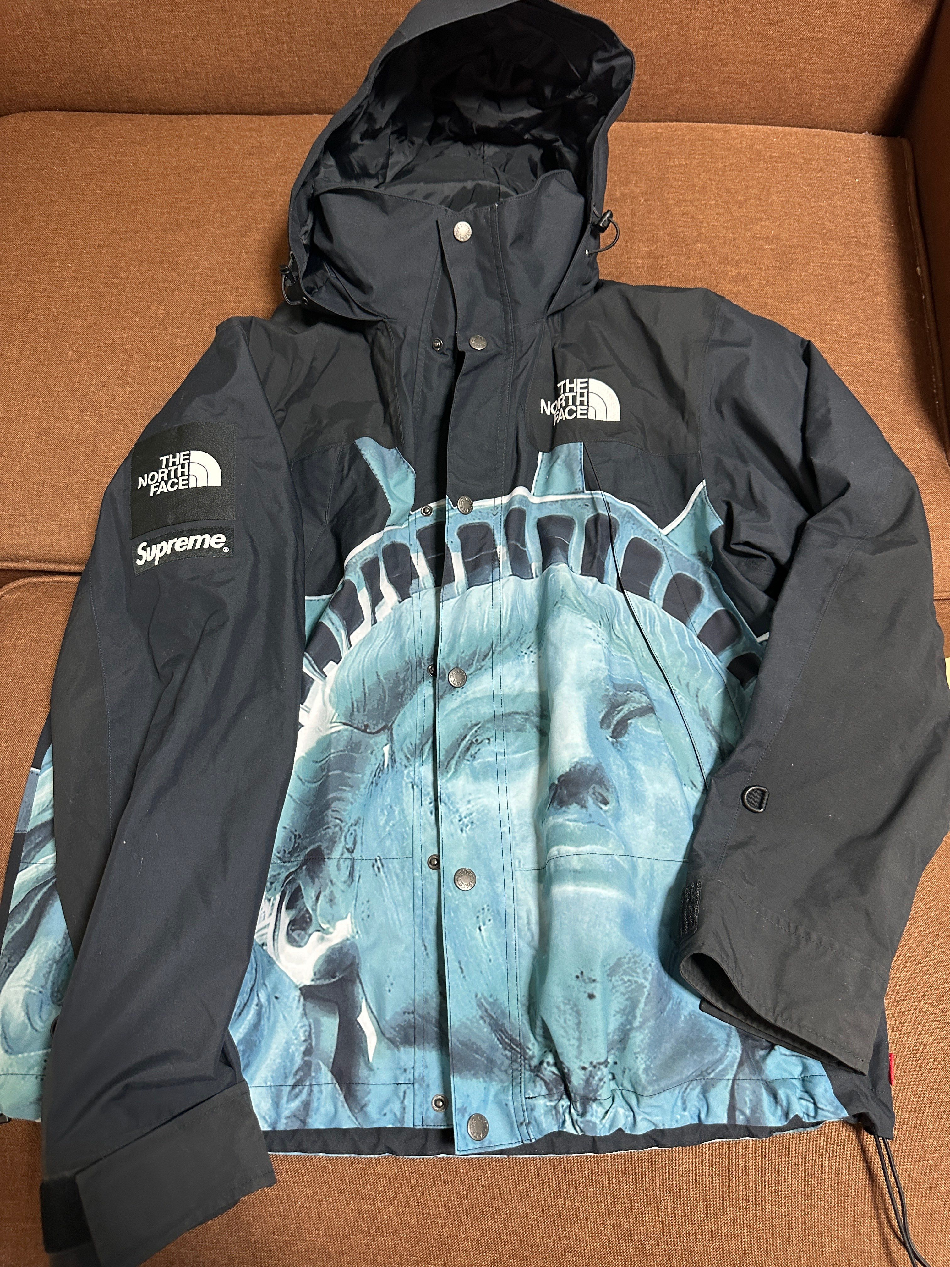 Supreme x The North Face Statue of Liberty Mountain Jacket "Black"