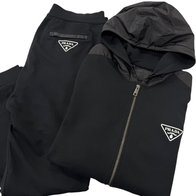 美品 プラダ セットアップ ブラック メンズ パーカーXL/パンツL