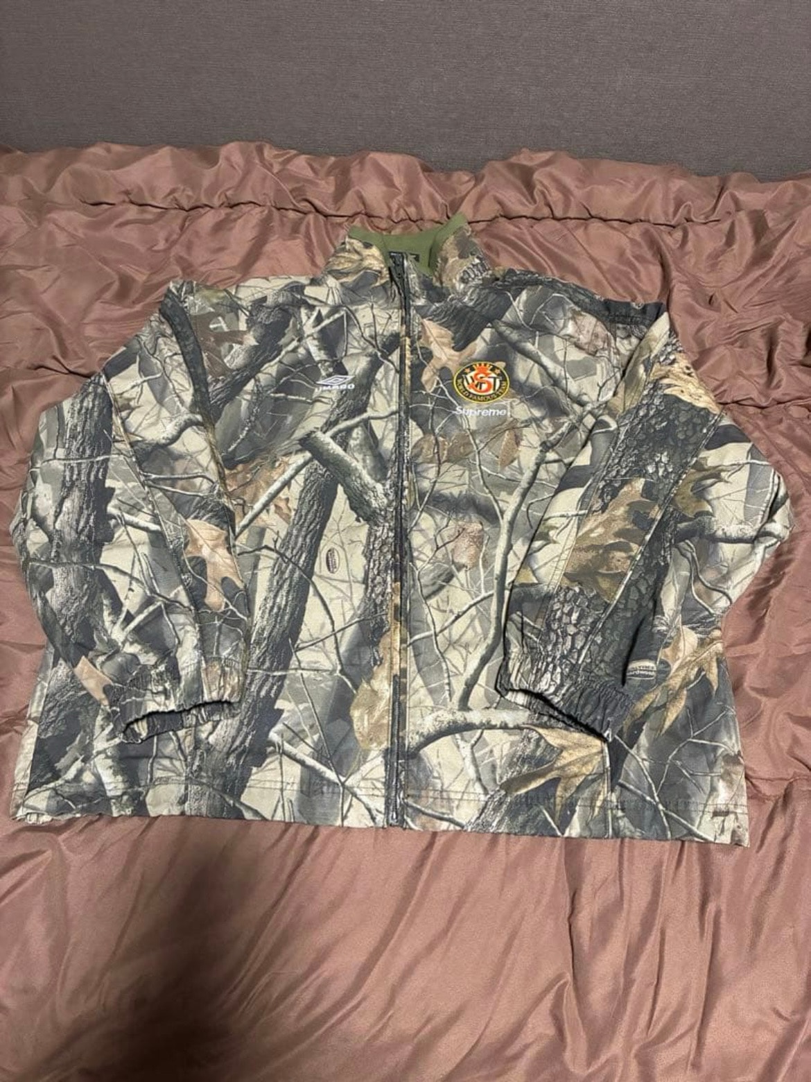 Supreme x Umbro Cotton Ripstop Track Jacket (26SS) "Realtree Hardwoods Camo"