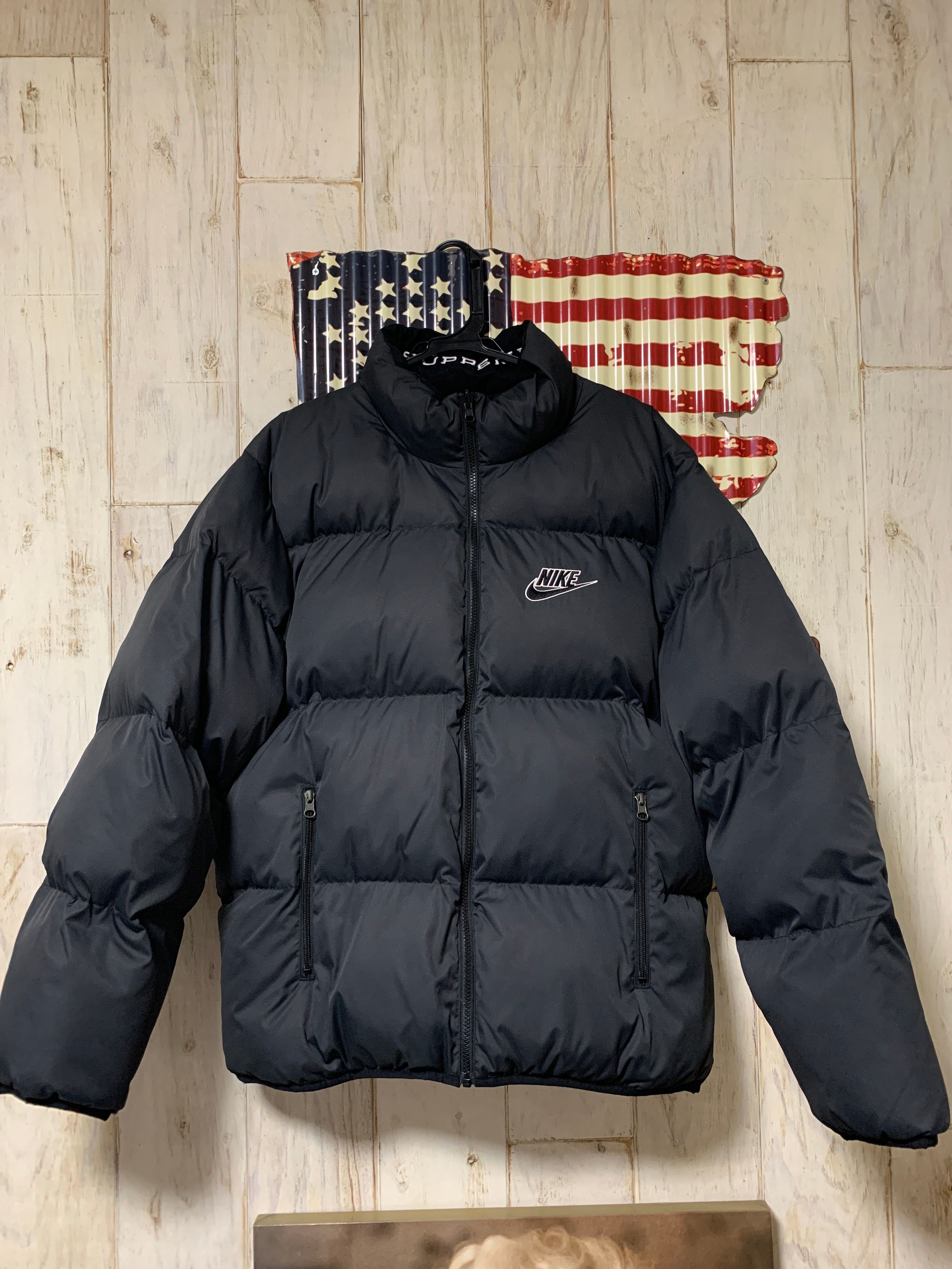 Supreme / Nike® Reversible Puffy Jacket "Black"