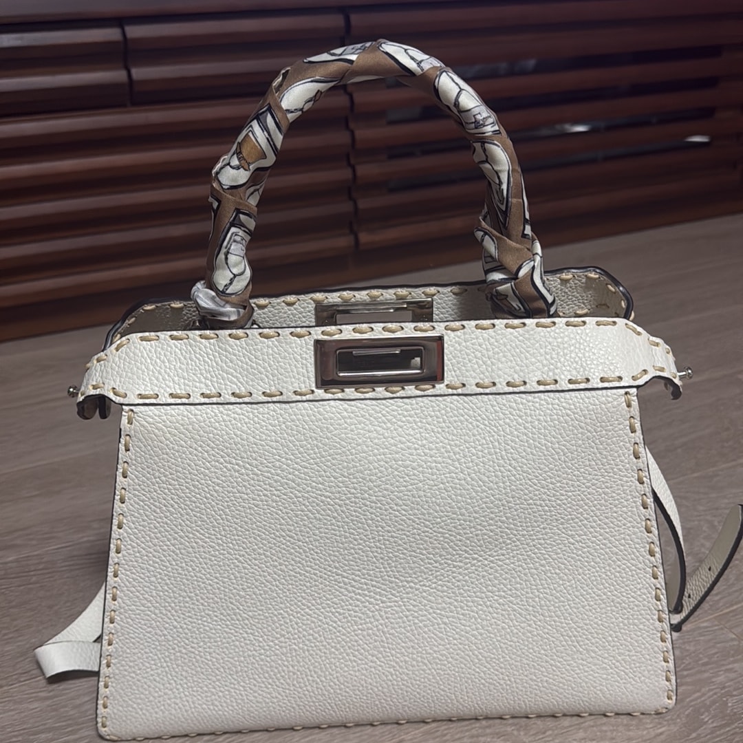 FENDI Peekaboo ISeeU Small White Selleria Bag With Exotic Details "White"