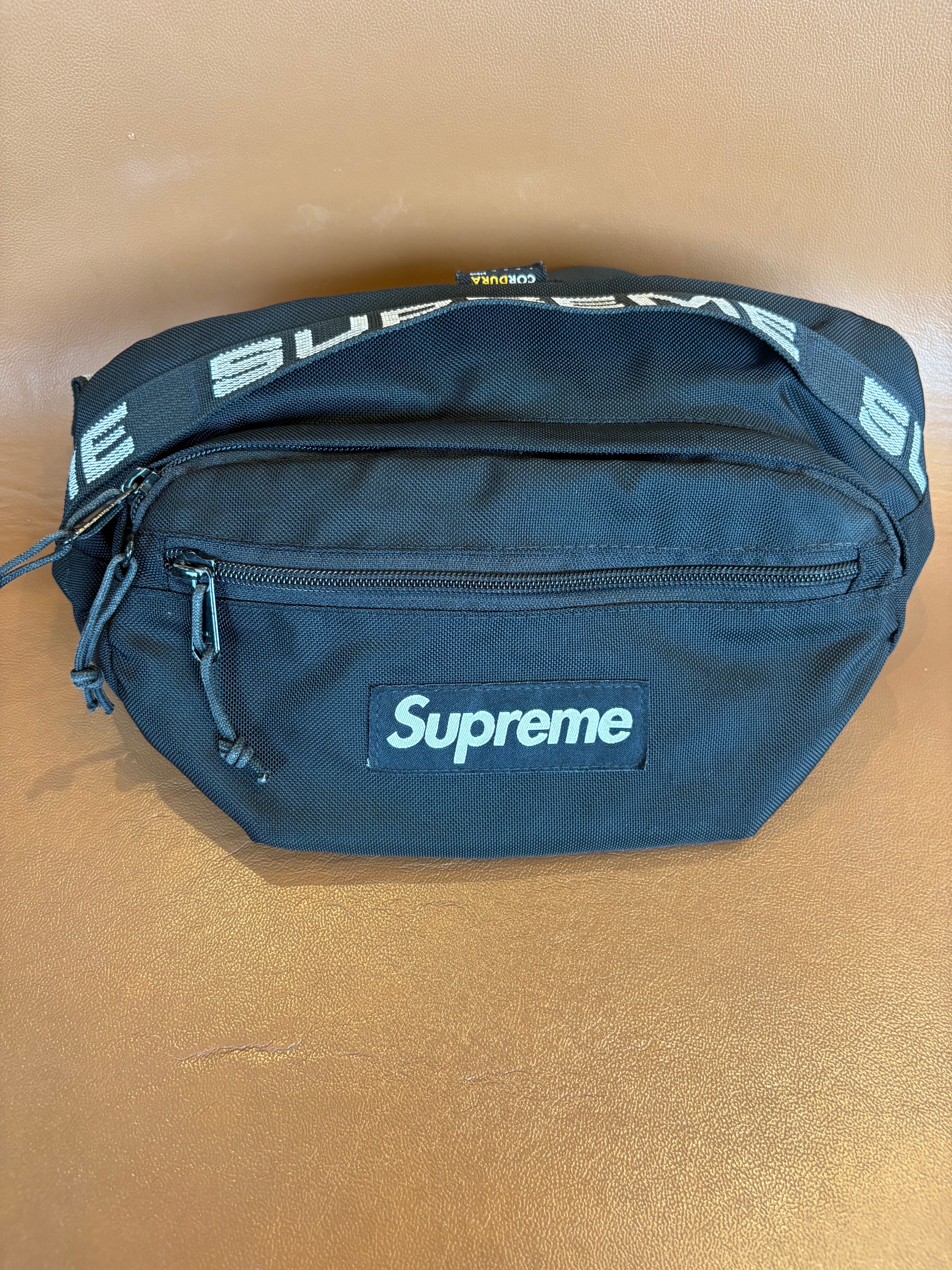 Supreme X-Large Tote Bag + Utility Pouch (26SS) 