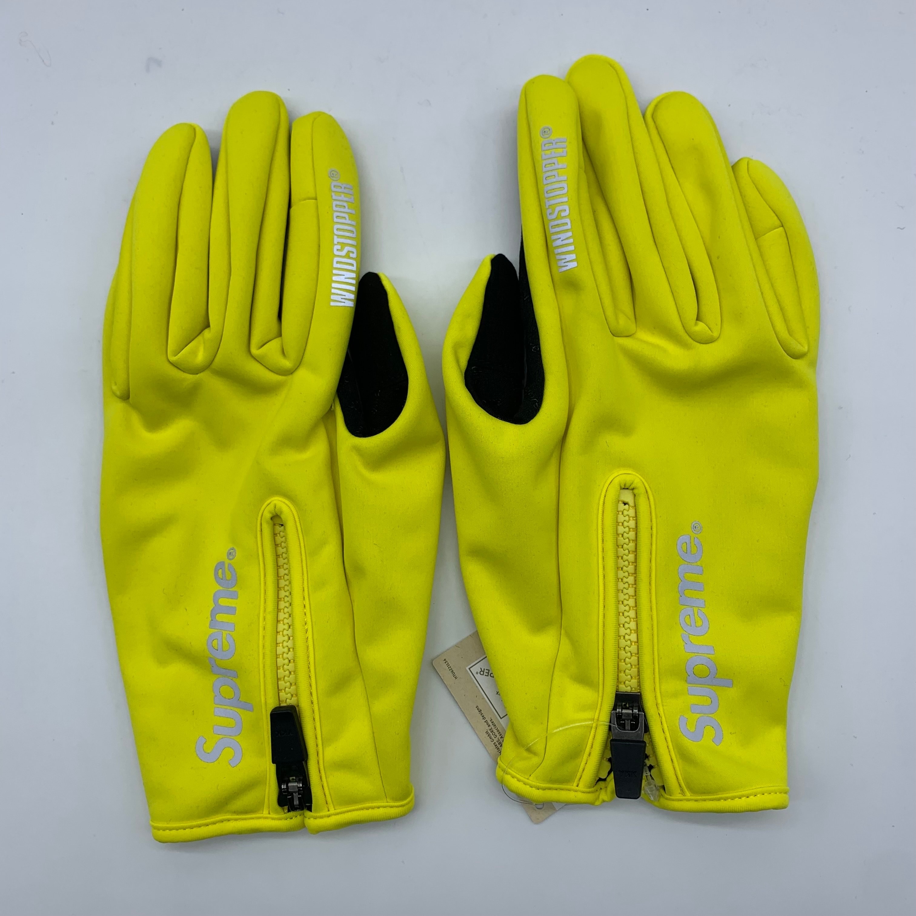 シュプリーム 手袋 人気アイテム通販(新品/中古) | スニーカーダンク