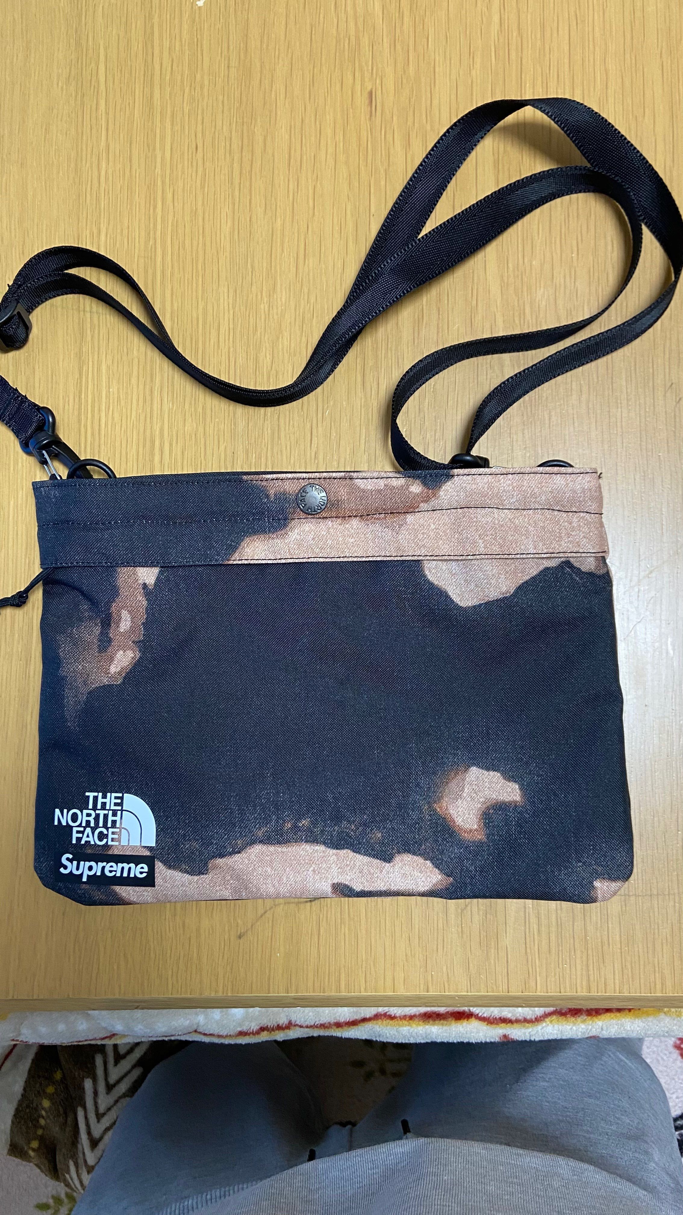 Supreme x The North Face Bleached Denim Print Shoulder Bag "Black"