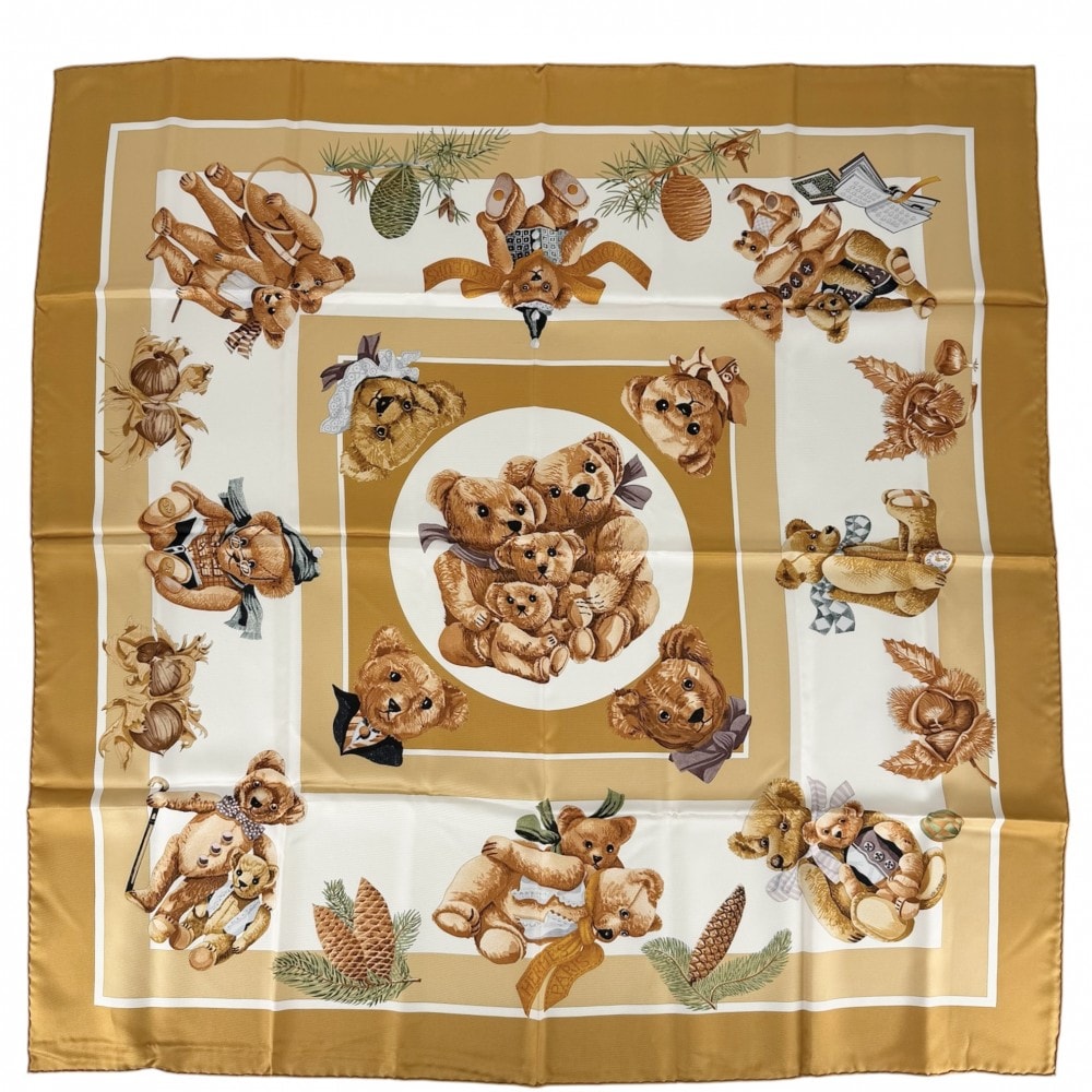 HERMES エルメス スカーフ カレ90 心の友 ファッションアイテム Carres テディベア シルク    イエロー ブラウン 茶 レディース 美品【中古品】