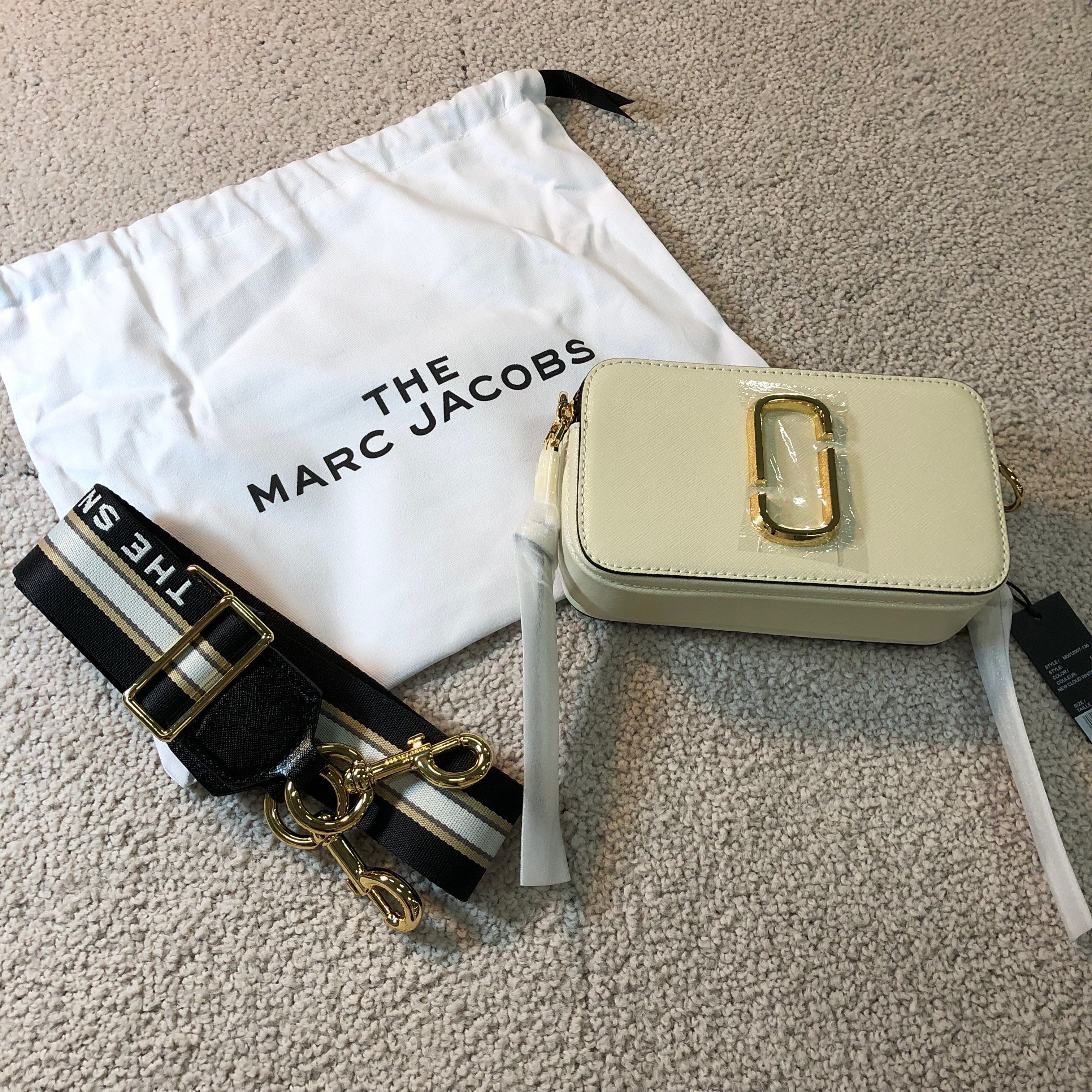 マークジェイコブス スナップショット