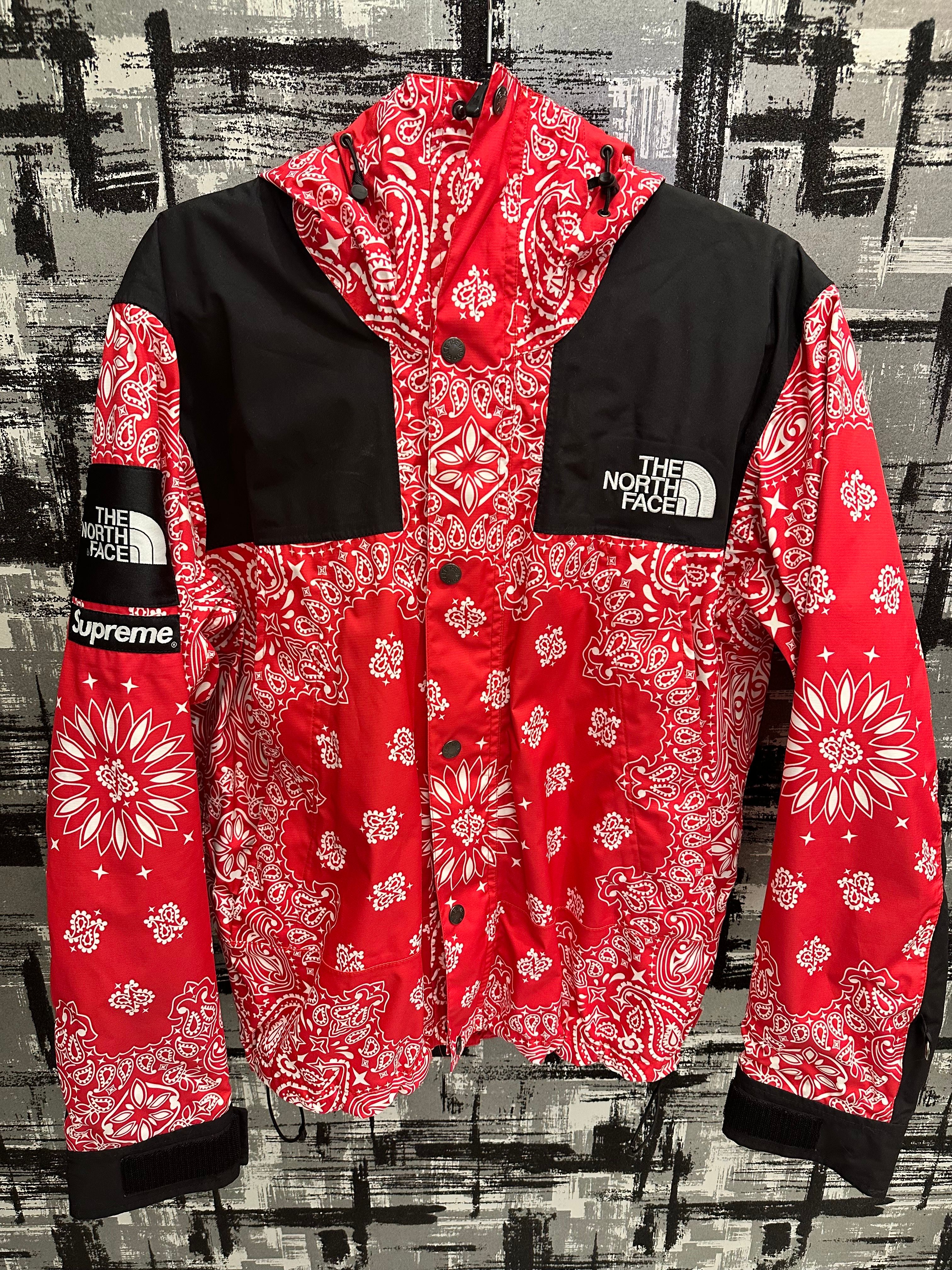 Supreme The North Face Bandana Mountain Parka "Red"