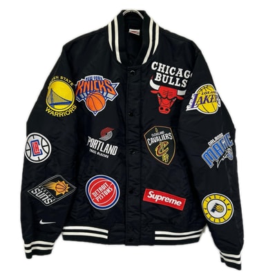 シュプリーム 【×NIKE】【×NBA】18SS AO3631-010 ブラック ナイロン ウォームアップジャケット スタジアムジャケット M