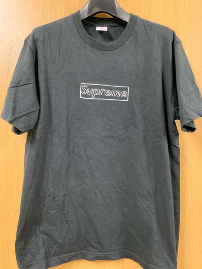Supreme KAWS Chalk Logo Tee "Black"