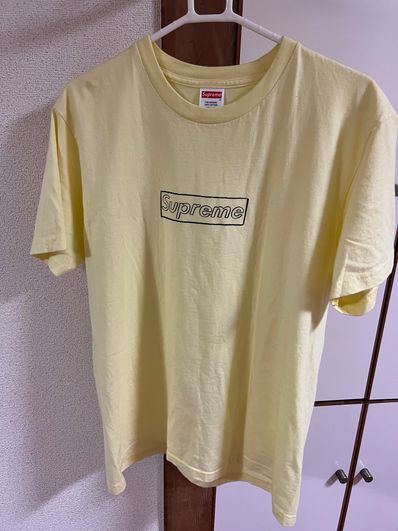 Supreme KAWS Chalk Logo Tee "Yellow"