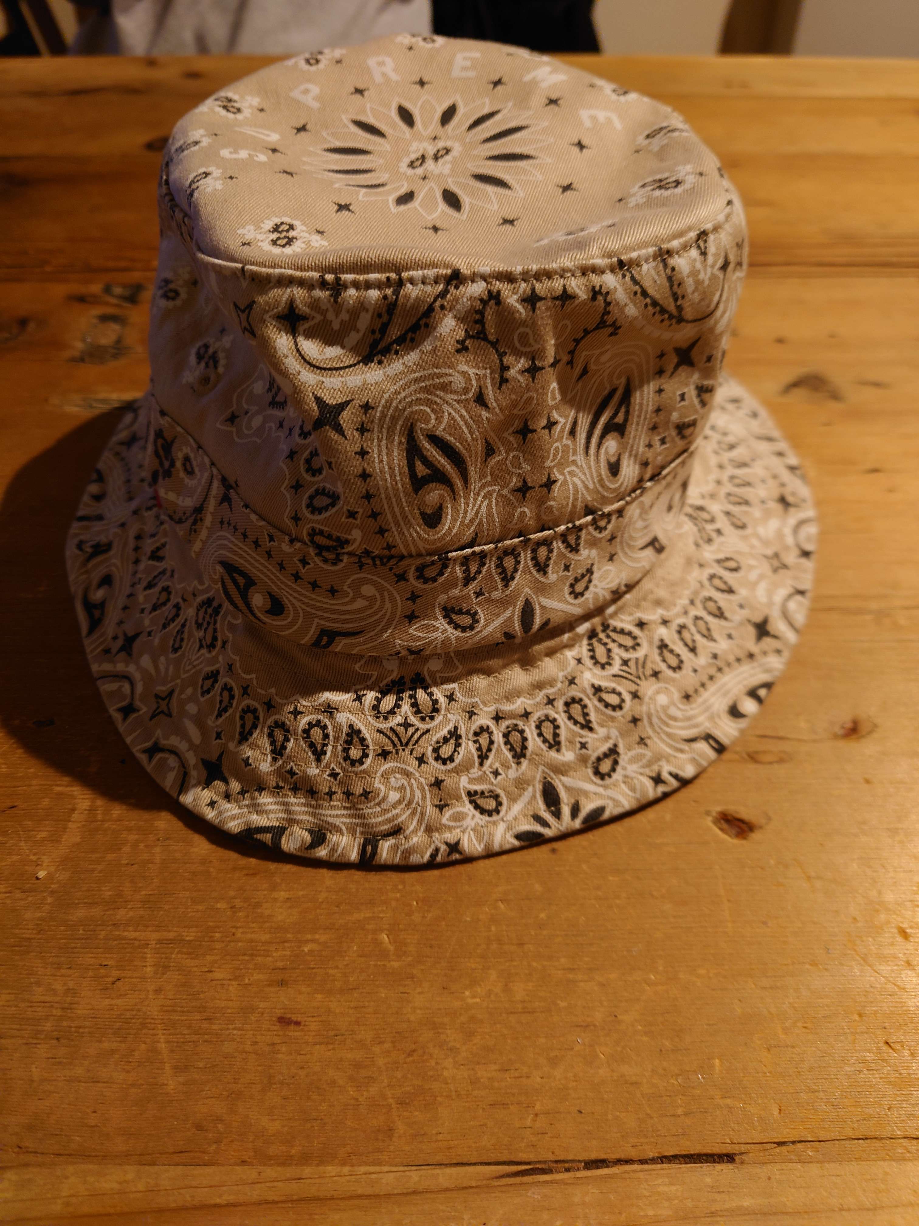 Supreme Bandana Crusher "Tan"